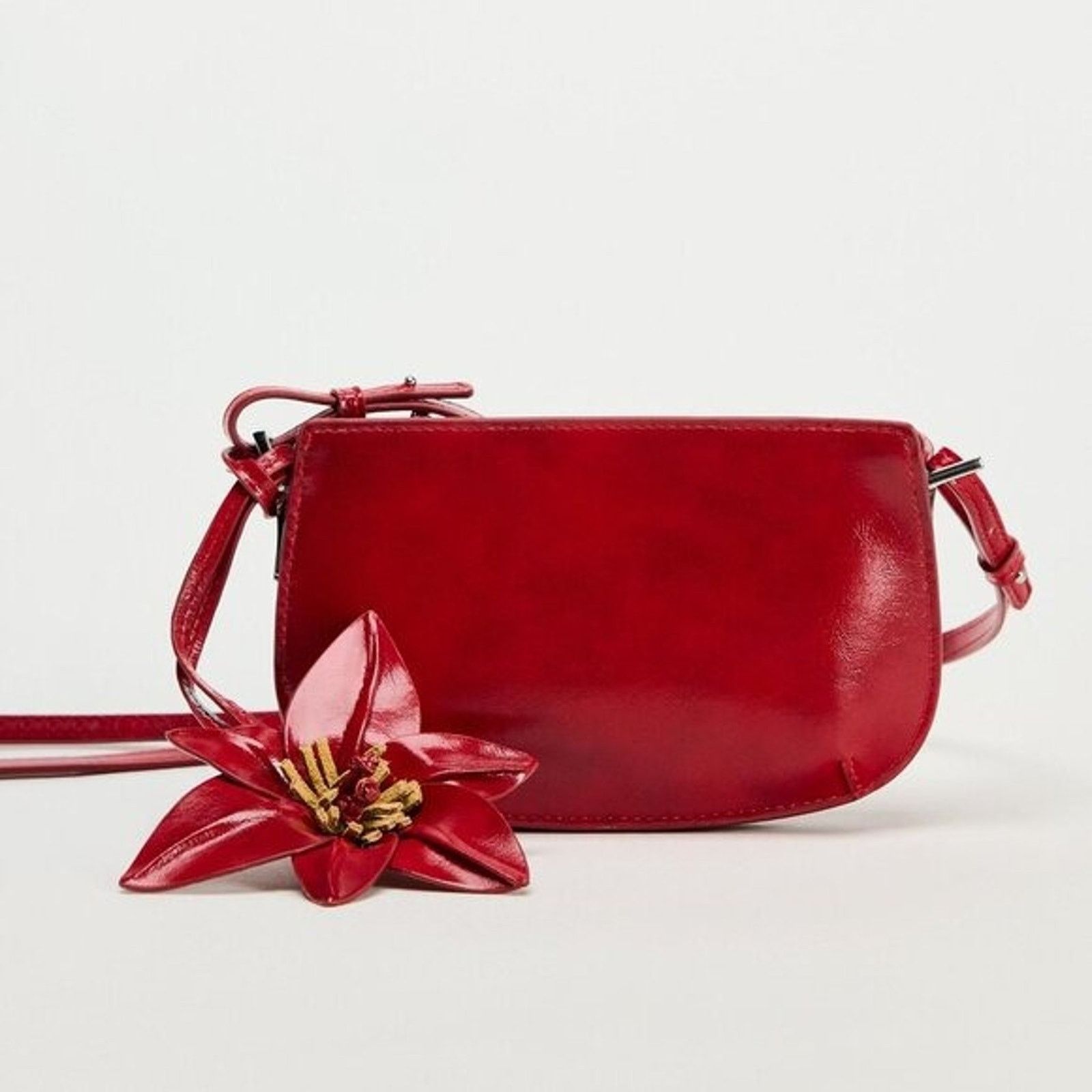 Zara Zara NWT Red Mini Crossbody Shoulder Bag Flower Charm Size ONE SIZE - 10 Thumbnail