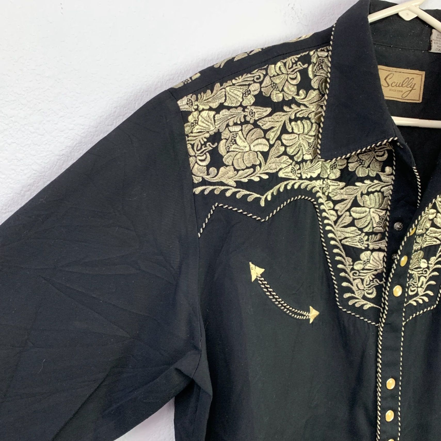 Scully VINTAGE Scully Embroidered Black Gold Floral Pearl Snap Rodeo Shirt XL Size US XL / EU 56 / 4 - 2 Thumbnail