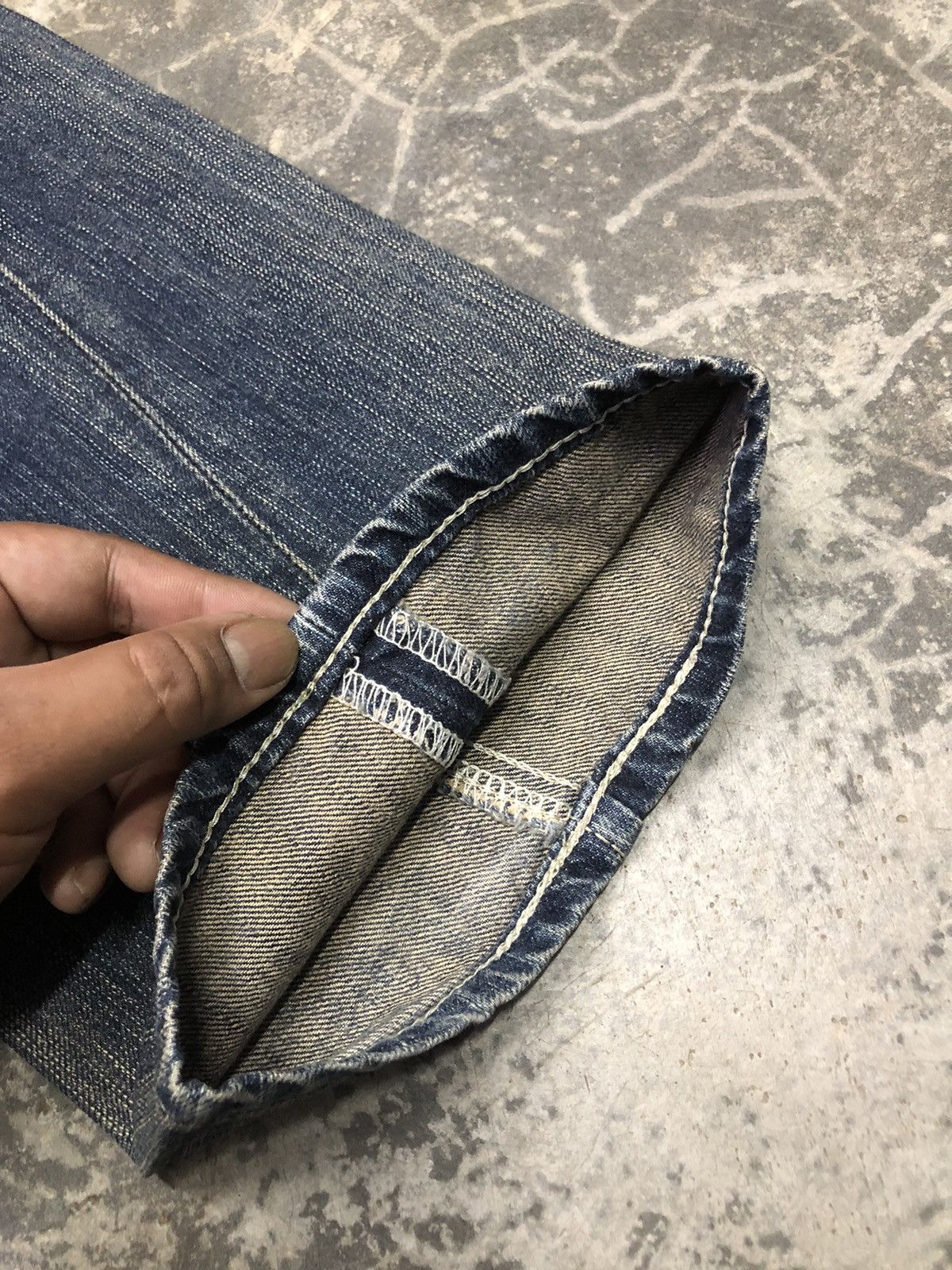 Hysteric Glamour × Japanese Brand Edwin Blue Trip Leg Twisted Washed Denim Size US 34 / EU 50 - 7 Thumbnail