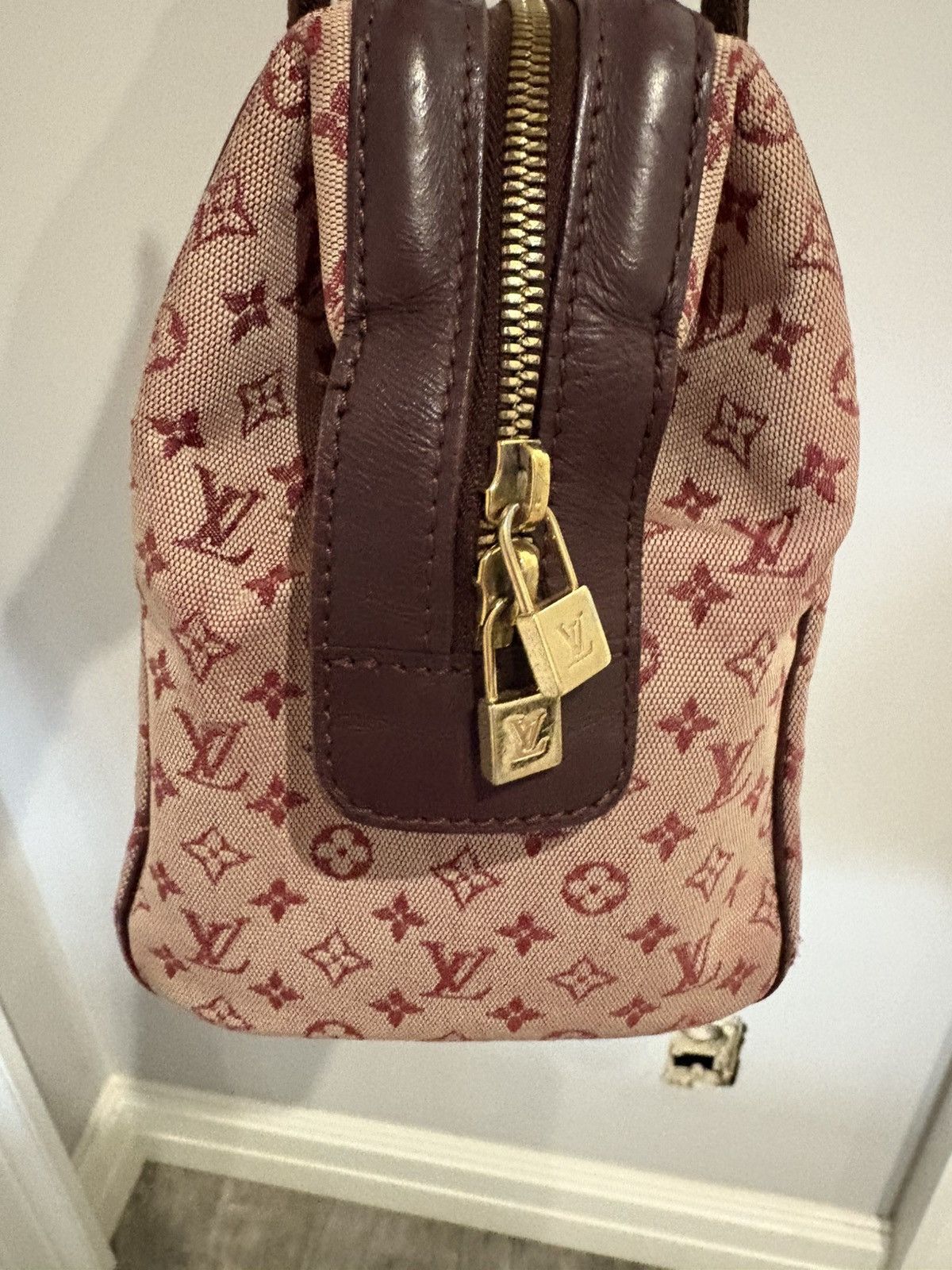 Louis Vuitton Louis Vuitton Size ONE SIZE - 2 Thumbnail