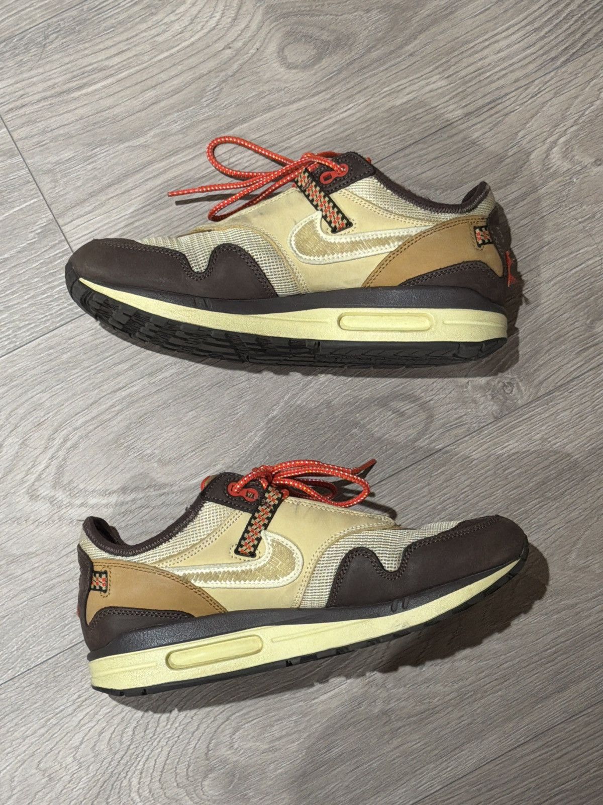 Nike Nike Air Max 1 Size US 9.5 / EU 42-43 - 2 Thumbnail