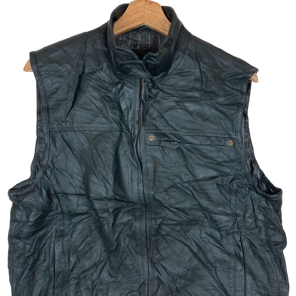 Vintage Vintage Dan Valentino Zipper Leather Vest Jacket Size US M / EU 48-50 / 2 - 2 Thumbnail