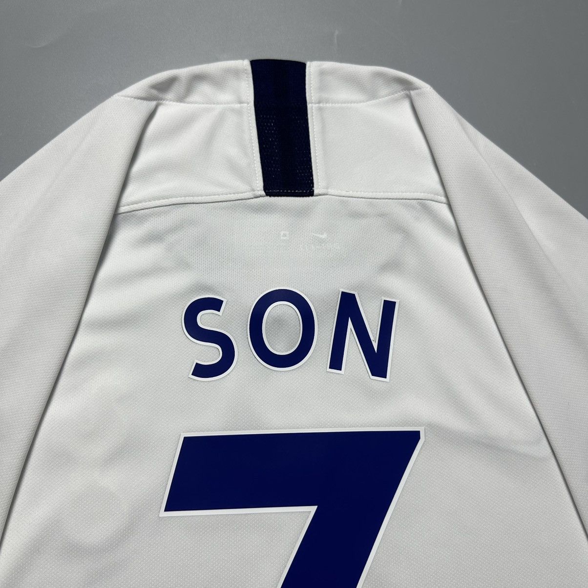 Nike TOTTENHAM NIKE 2019/2020 FOOTBALL HOME JERSEY #7 SON Size US XL / EU 56 / 4 - 9 Thumbnail