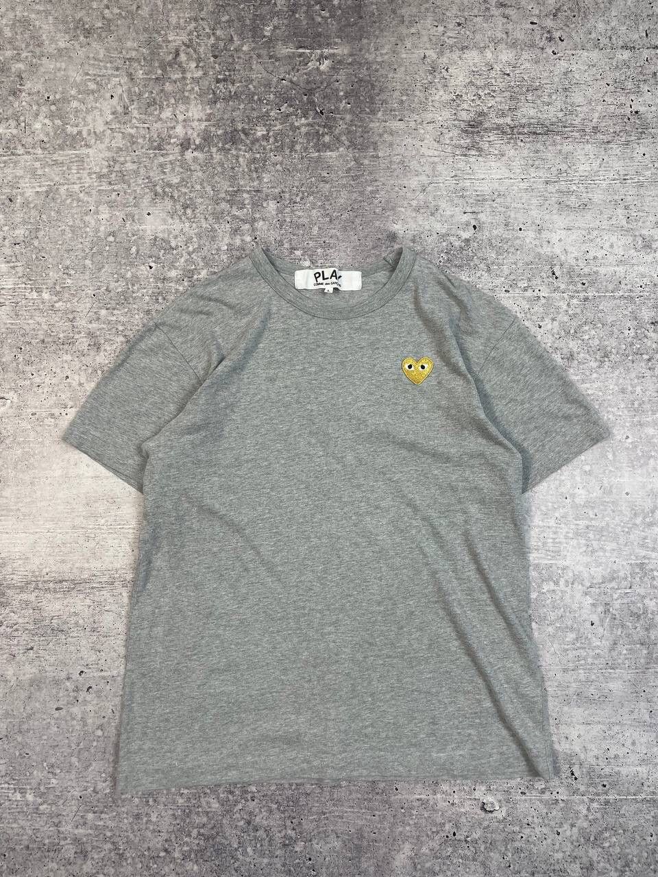 Comme des Garcons Comme Des Garcons Play CDG Heart Logo Tee T-Shirt Y2K Size US L / EU 52-54 / 3 - 1 Thumbnail