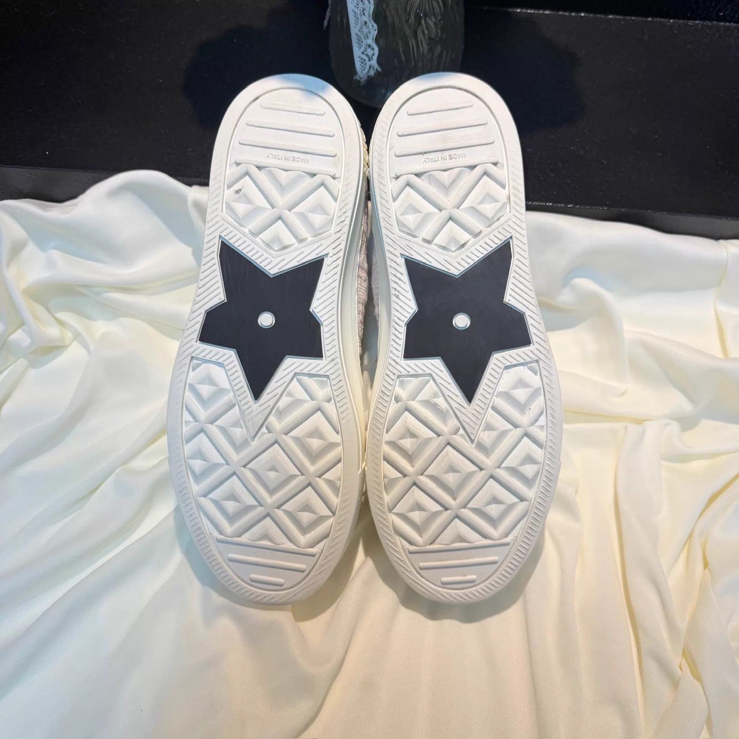 Dior Dior White & Pink DR Full Print Sneaker EUR 37 99 New Size US 6.5 / IT 36.5 - 6 Thumbnail