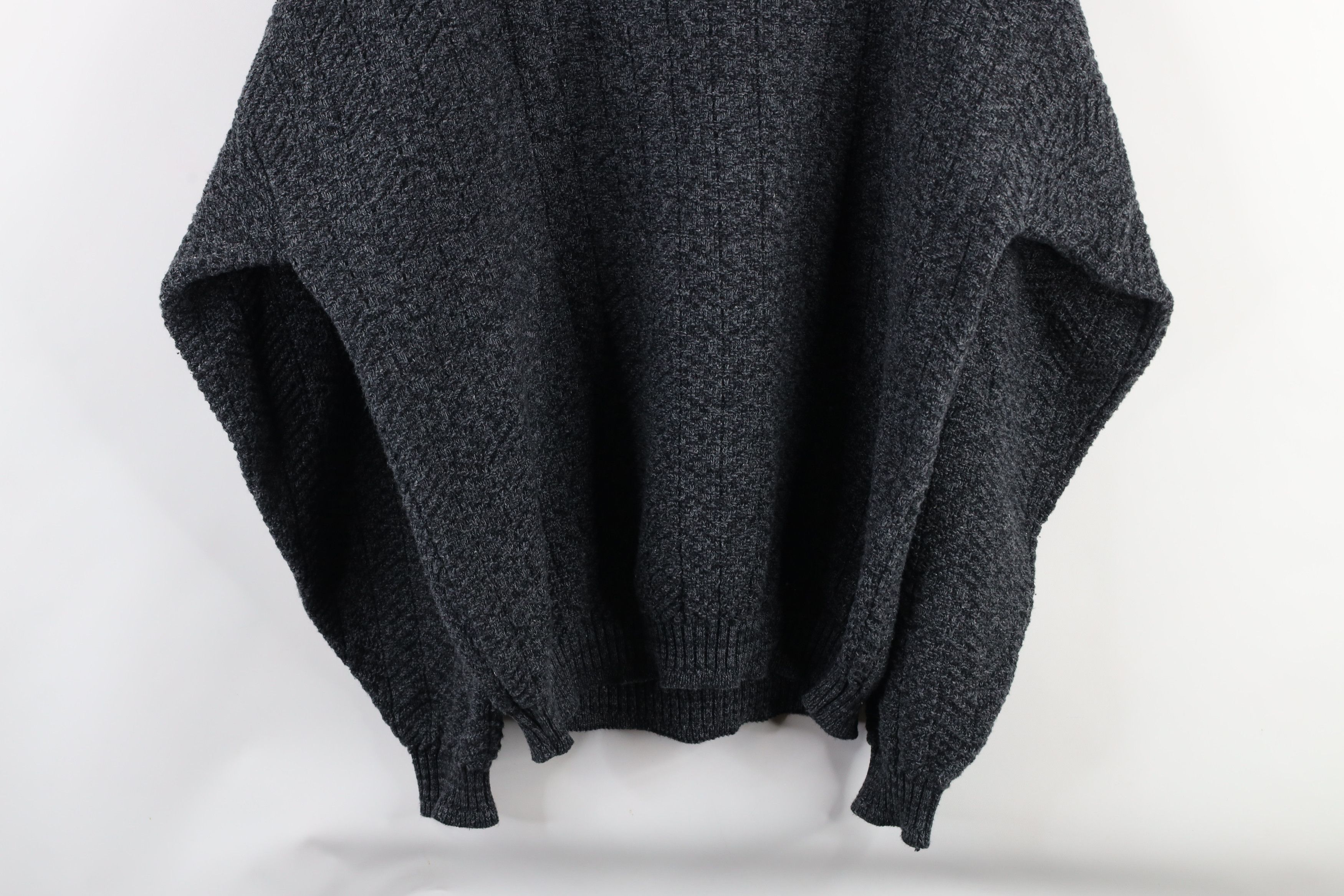 Vintage Vintage 90s Streetwear Hand Framed Knit Sweater Gray Size US L / EU 52-54 / 3 - 7 Thumbnail