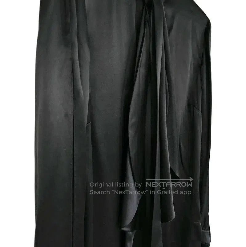 Givenchy Givenchy Black Silk Long-Sleeve Blouse . Size S / US 4 / IT 40 - 6 Thumbnail