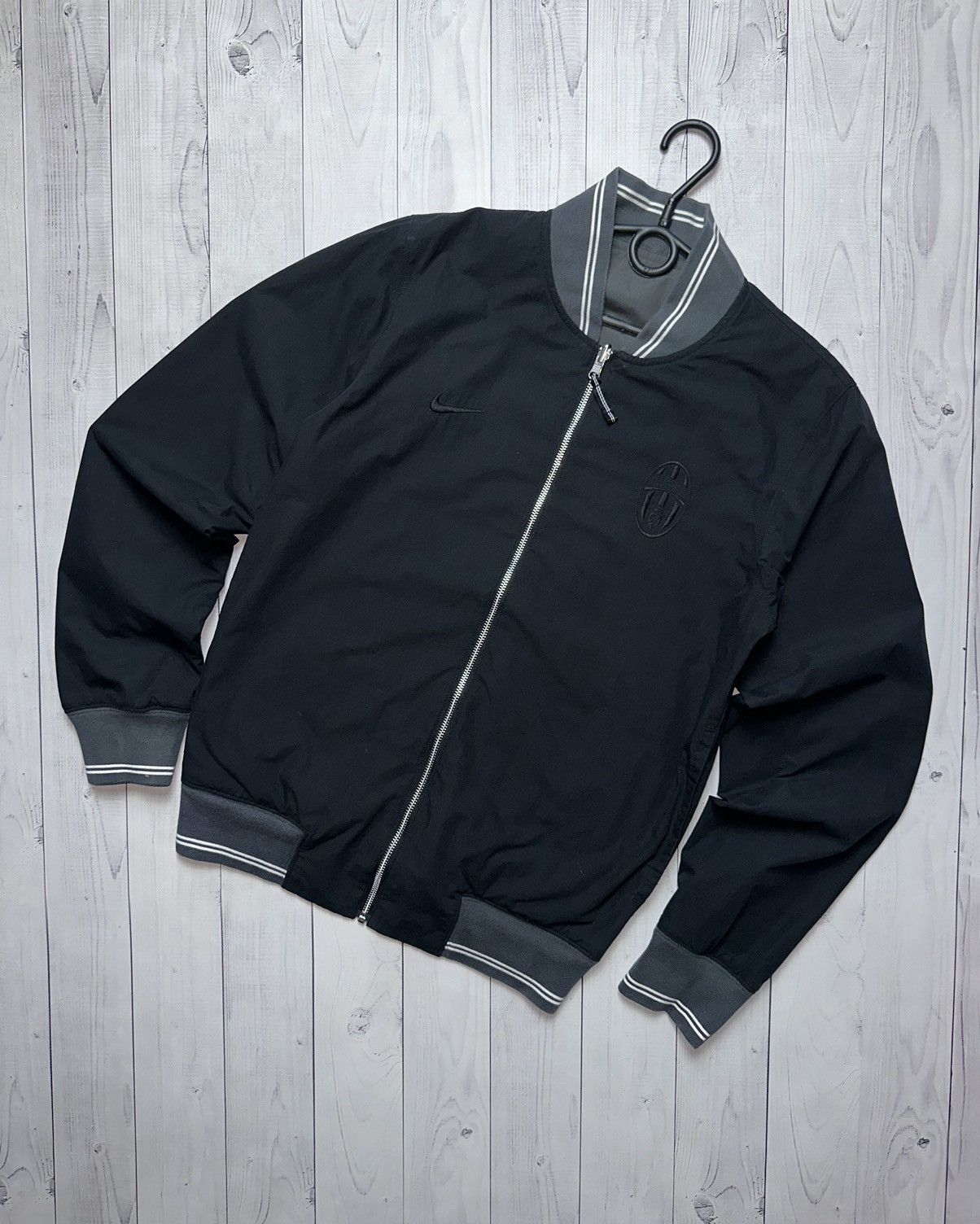 Vintage Vintage Nike Juventus soccer bomber reversible size S Size US S / EU 44-46 / 1 - 1 Thumbnail