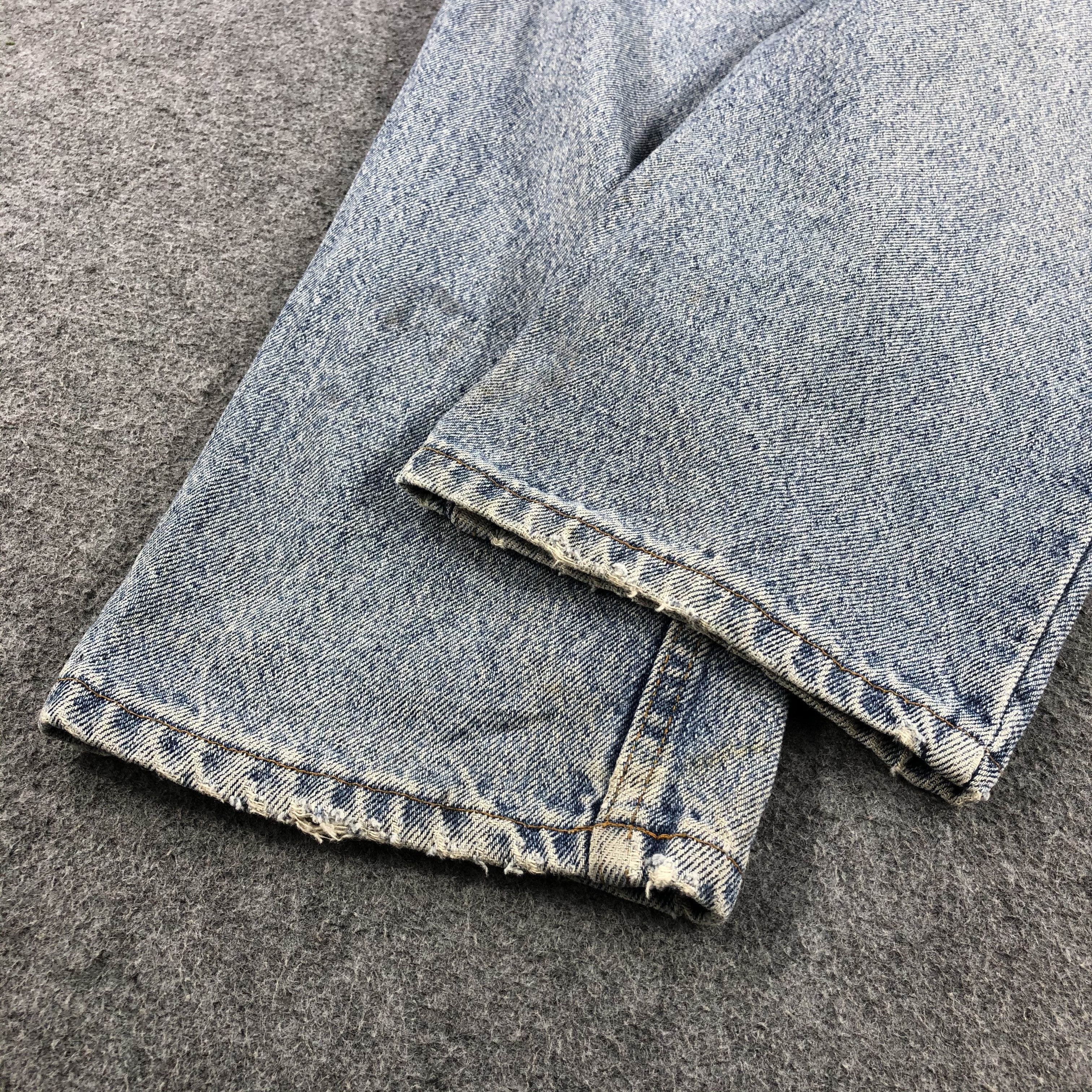 Levi's × Vintage Vintage 90s Light Wash Levis 540 Jeans-JM1292 Size US 33 - 5 Thumbnail