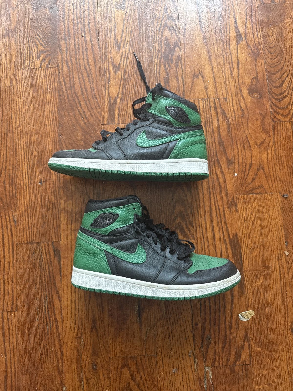 Jordan Brand PINE GREENS AIR JORDAN 1’s Size US 9 / IT 39 - 2 Thumbnail