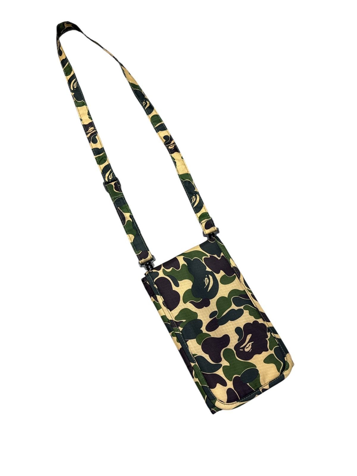 Bape A BATHING APE BAPE MAGAZINE MERCHANDISE CROSSBODY BAG Size ONE SIZE - 1 Thumbnail