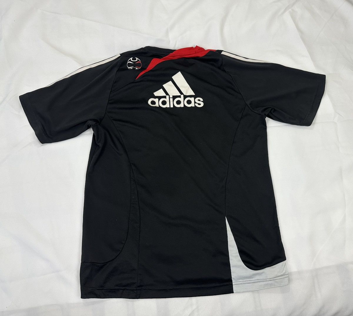 Adidas ADIDAS LIVERPOOL 2007/08 FOOTBALL T- SHIRT SOCCER JERSEY L Size US L / EU 52-54 / 3 - 6 Thumbnail