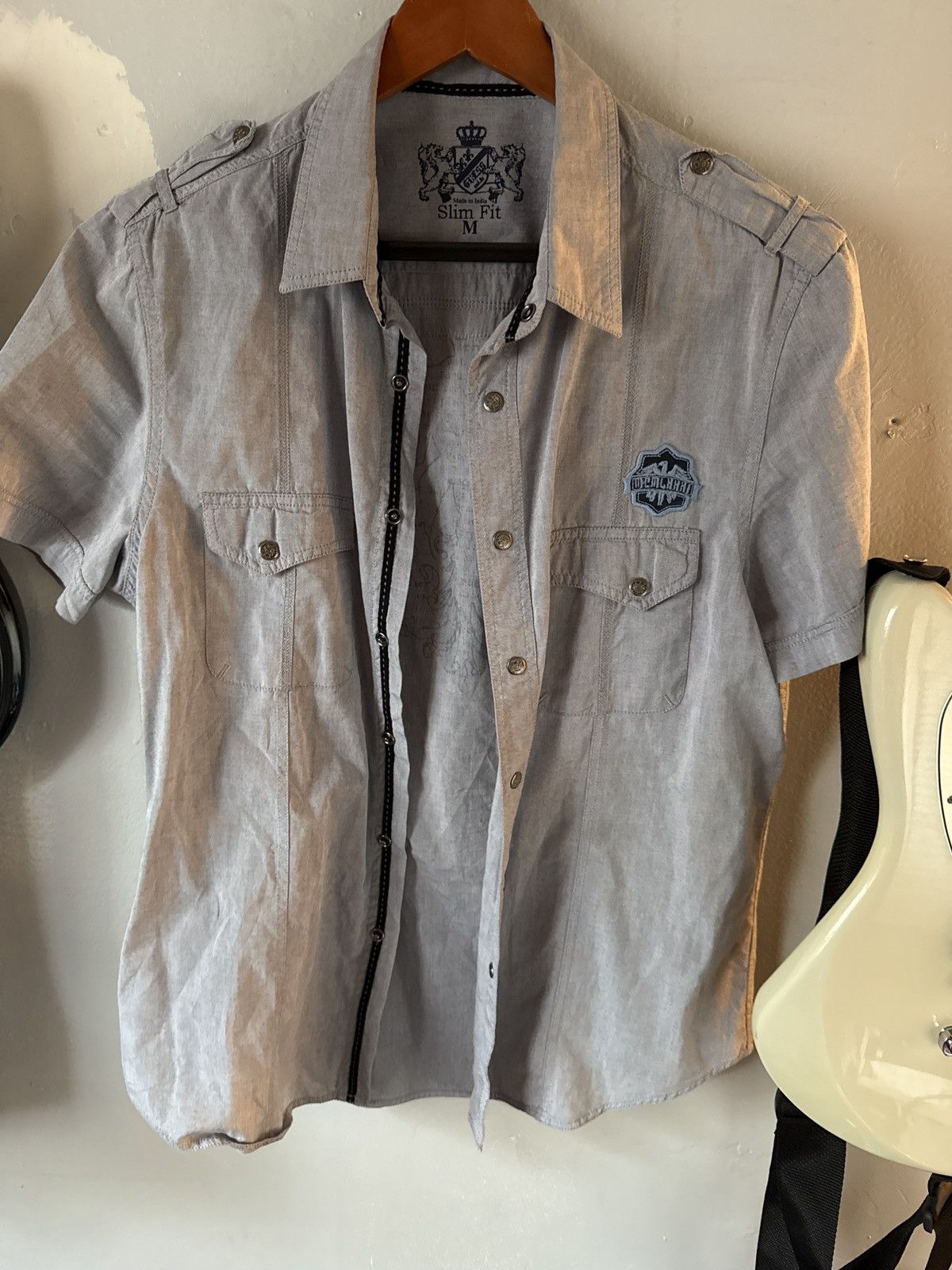 Guess × Vintage Guess shirt y2k with amazing graphic Size US M / EU 48-50 / 2 - 3 Thumbnail