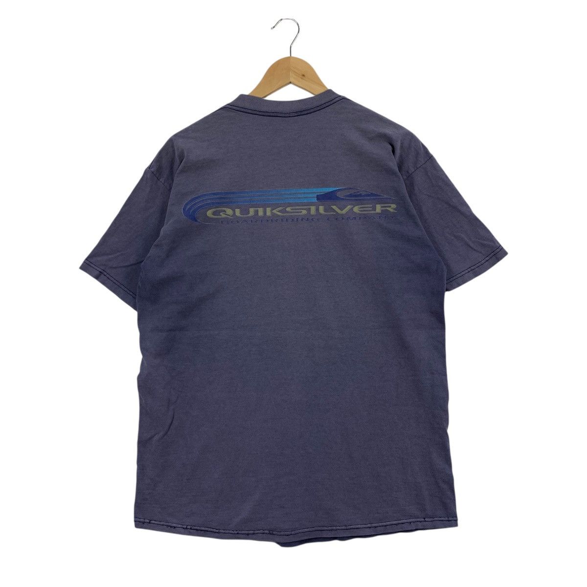 Quiksilver Vintage 90s QUIKSILVER SURF USA Back Hit Surfing Tshirt Size US S / EU 44-46 / 1 - 1 Thumbnail