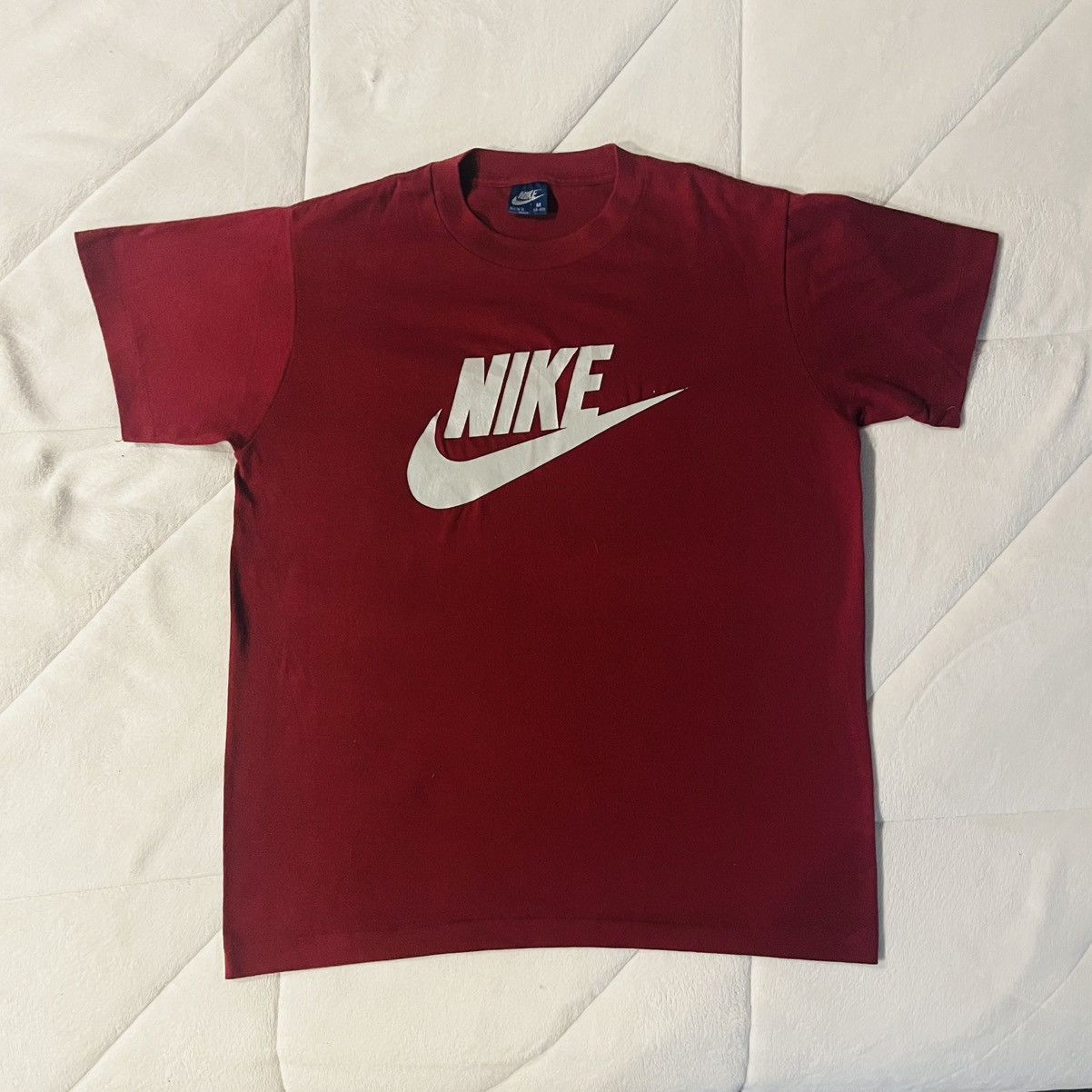 Nike Vintage 80s Maroon Nike Logo Blue Tag Shirt Men Size Medium Size US M / EU 48-50 / 2 - 1 Thumbnail
