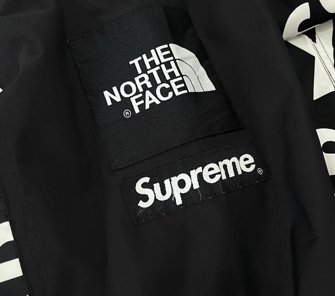 Supreme × The North Face Supreme x The North Face “By Any Means Necessary” FW15 Size US M / EU 48-50 / 2 - 12 Thumbnail