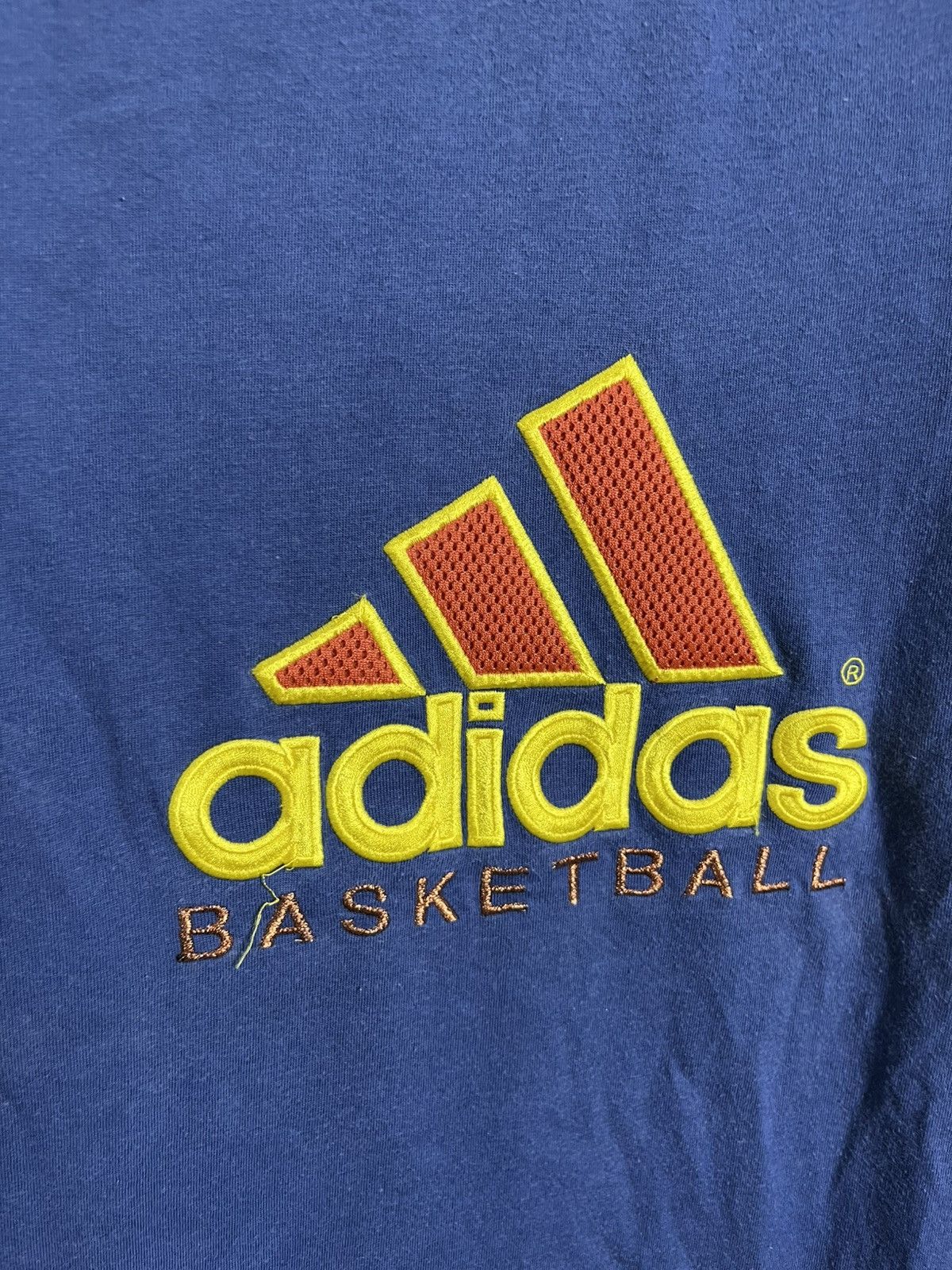 Adidas Vintage 1990 Adidas Basketball tshirt Size US XXL / EU 58 / 5 - 2 Thumbnail
