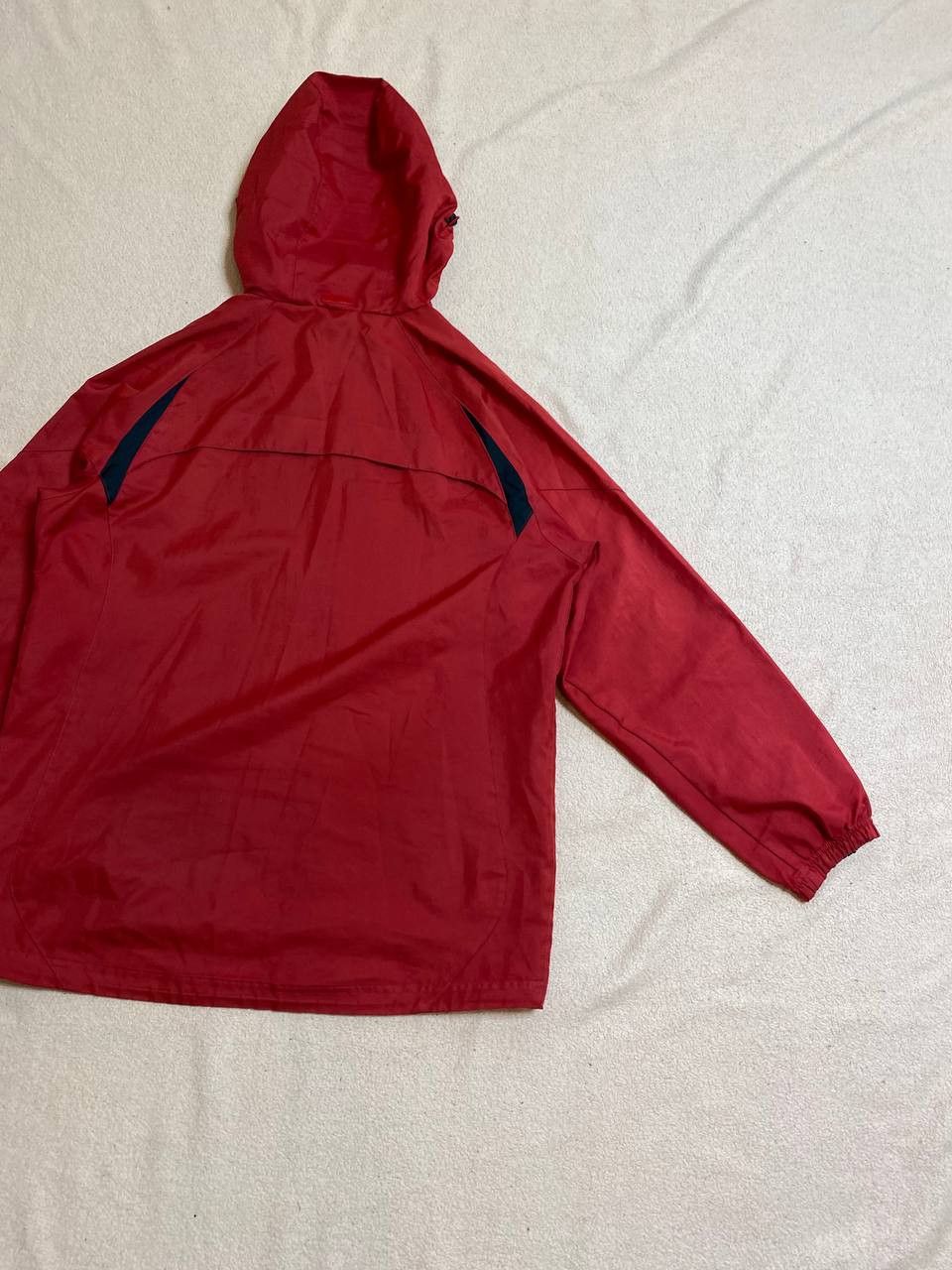 Nike Vintage Nike Small Swoosh Outdoor Jacket Size US S / EU 44-46 / 1 - 15 Thumbnail