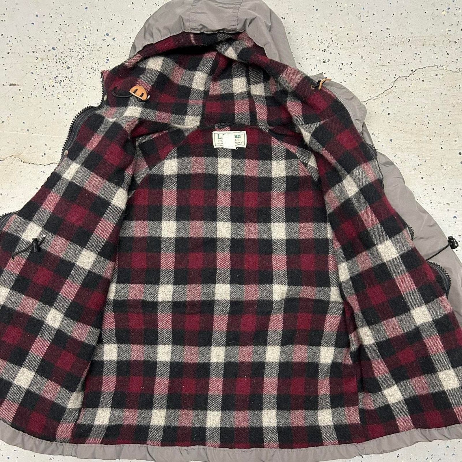 Other Grey vintage 90s L.L. Bean puffer jacket with hood Size US XL / EU 56 / 4 - 4 Thumbnail
