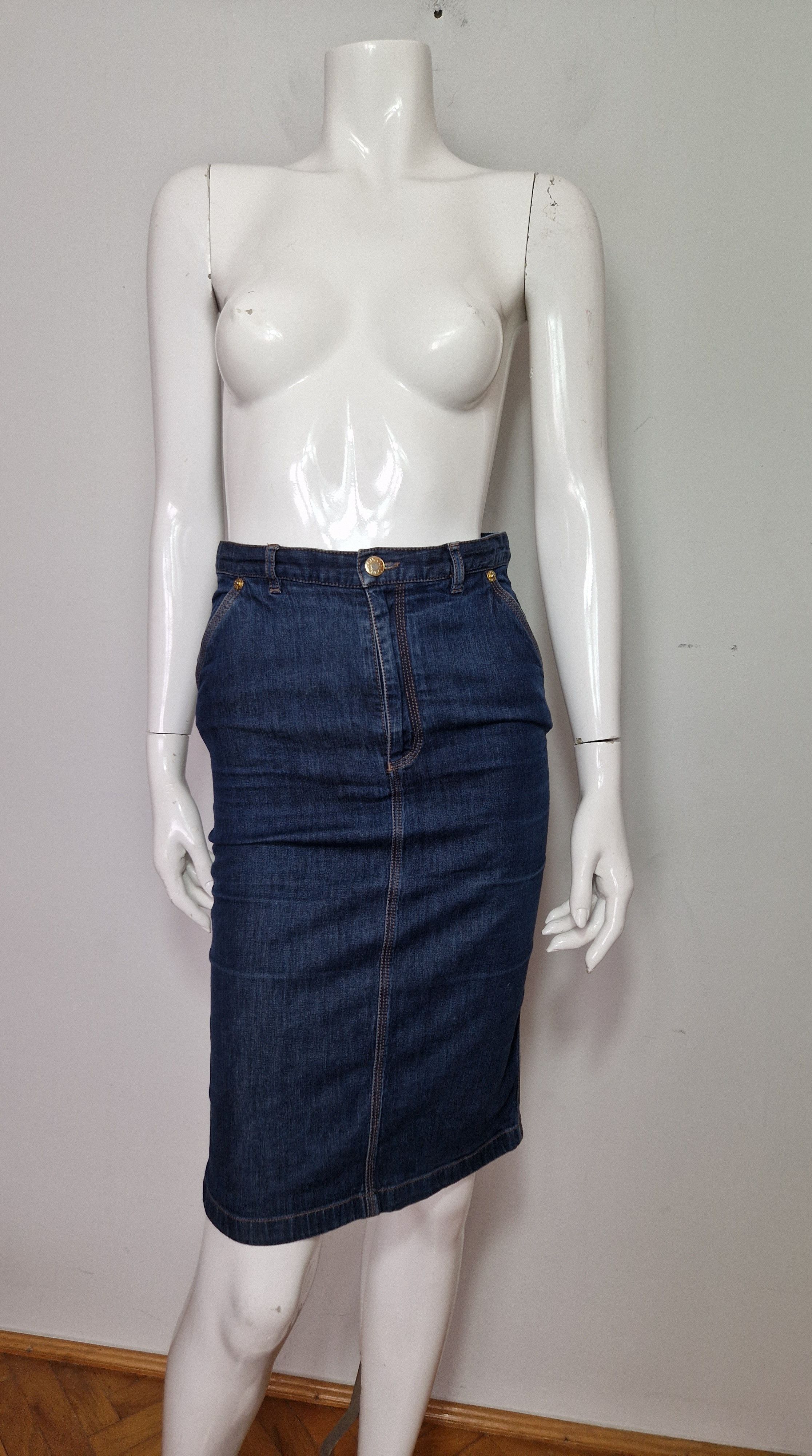 Gucci Gucci denim skirt Size 28" / US 6 / IT 42 - 2 Thumbnail