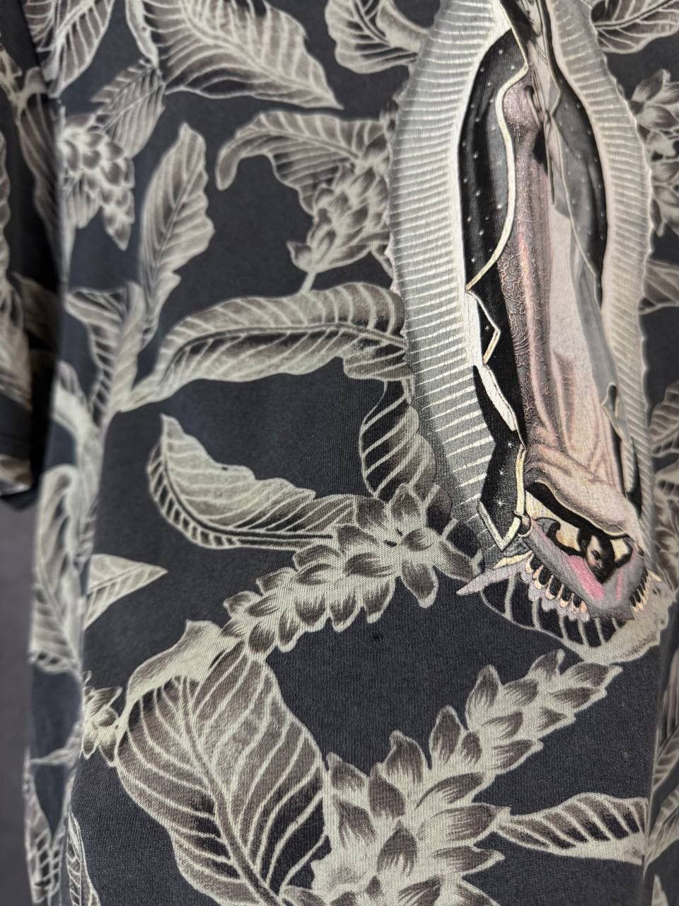 Allsaints Allsaints religion art overprinted tee Size US M / EU 48-50 / 2 - 6 Thumbnail