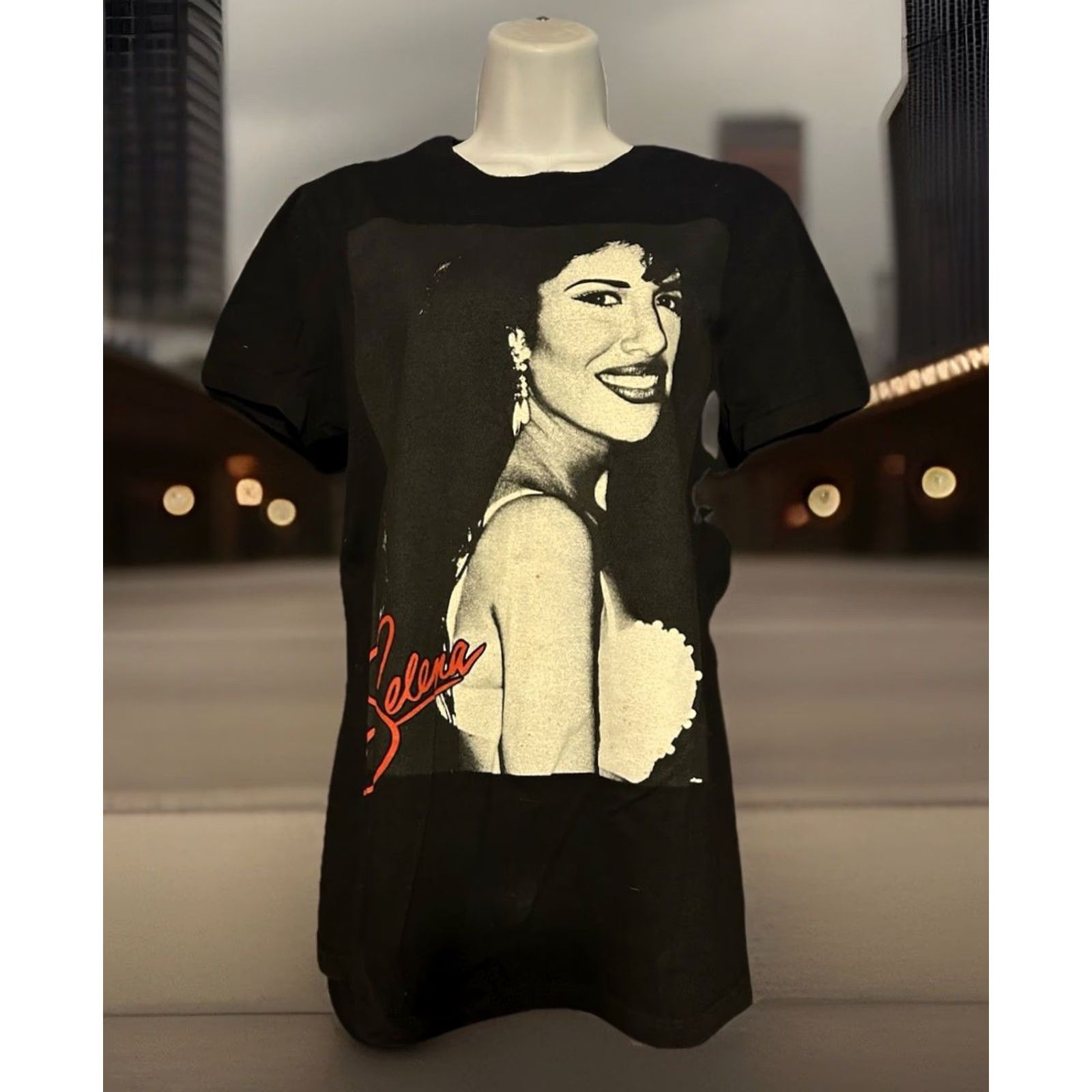 Vintage Selena Shirt Women XS Black Short Sleeve Crew Neck 100 Cotton Graphic | T-Shirt | Regular Fit | Black, White Size XS / US 0-2 / IT 36-38 - 3 Thumbnail