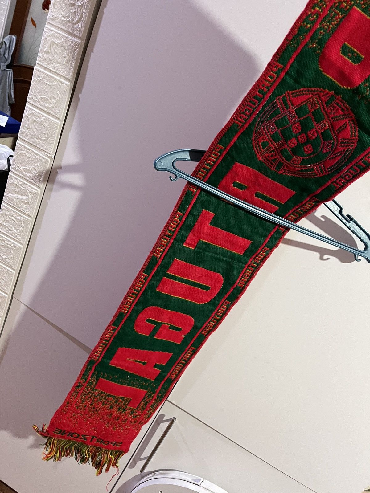 Other PORTUGAL NATIONAL TEAM FOOTBALL SCARF World Cup Soccer Size ONE SIZE - 4 Thumbnail
