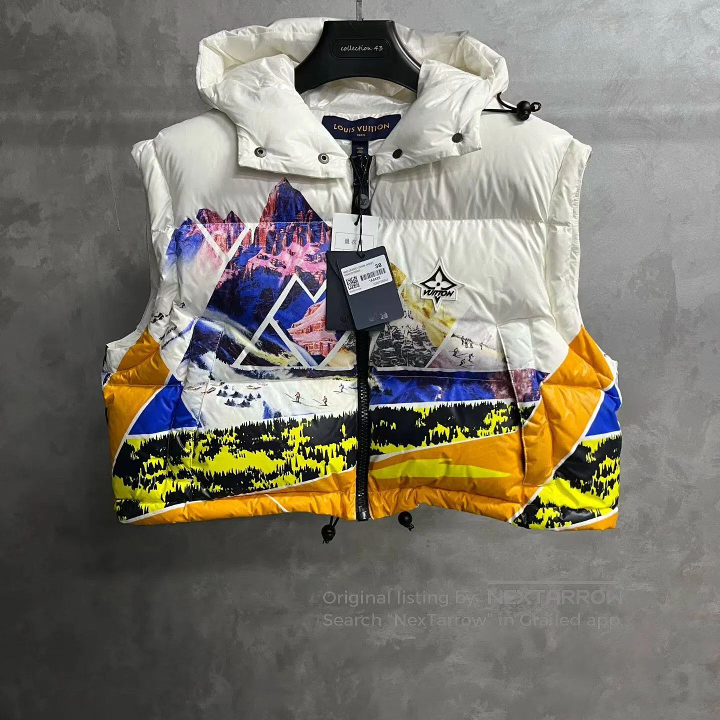 Louis Vuitton Louis Vuitton SIZE 38 Leisure patterned printed hooded dow Size US M / EU 48-50 / 2 - 1 Thumbnail