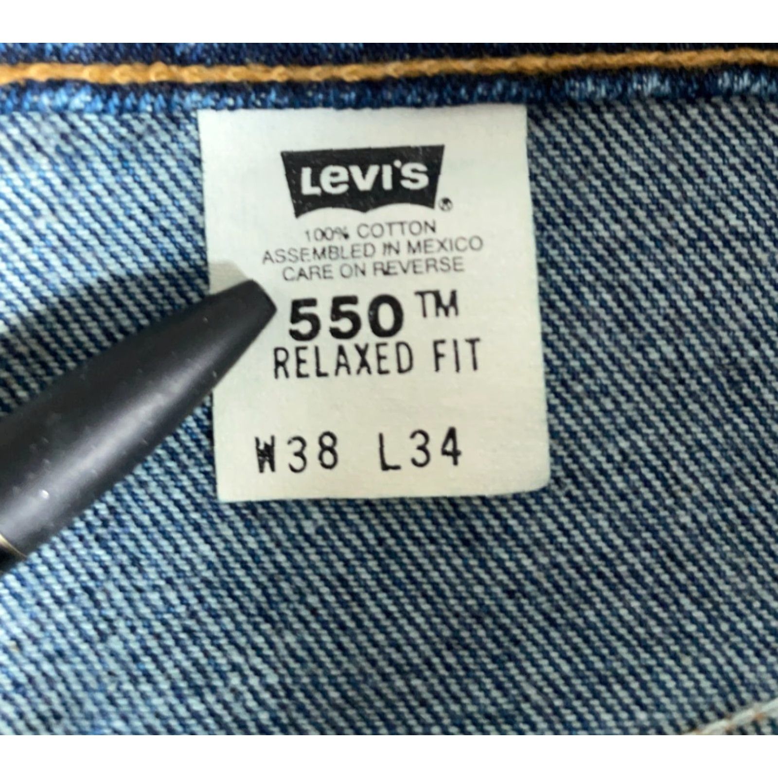 Levi's VINTAGE Levi's 550 Jeans Men’s 38 x 34 Blue Relaxed Fit 1998 90s Grunge Retro 29 Inseam Zip Fly Straight Mens Regular Denim 100% Cotton Mexico Size US 36 / EU 52 - 3 Thumbnail