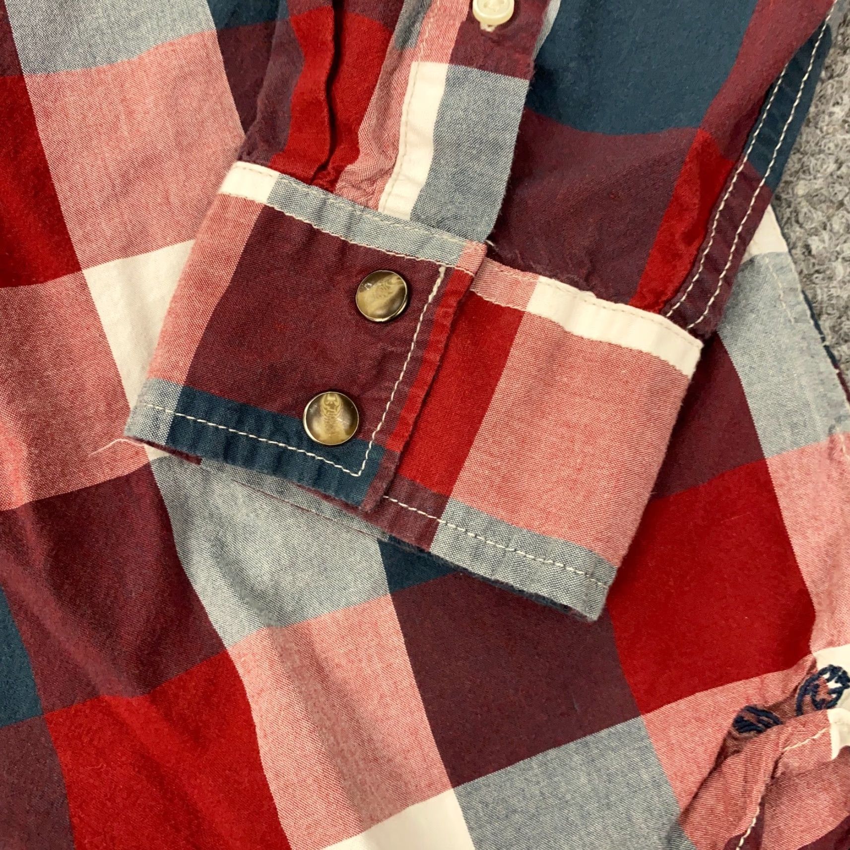 American Eagle Outfitters VINTAGE American Eagle Outfitters Shirt Mens M Red White Blue Plaid Pearl Snap Button-Up Size US M / EU 48-50 / 2 - 5 Thumbnail