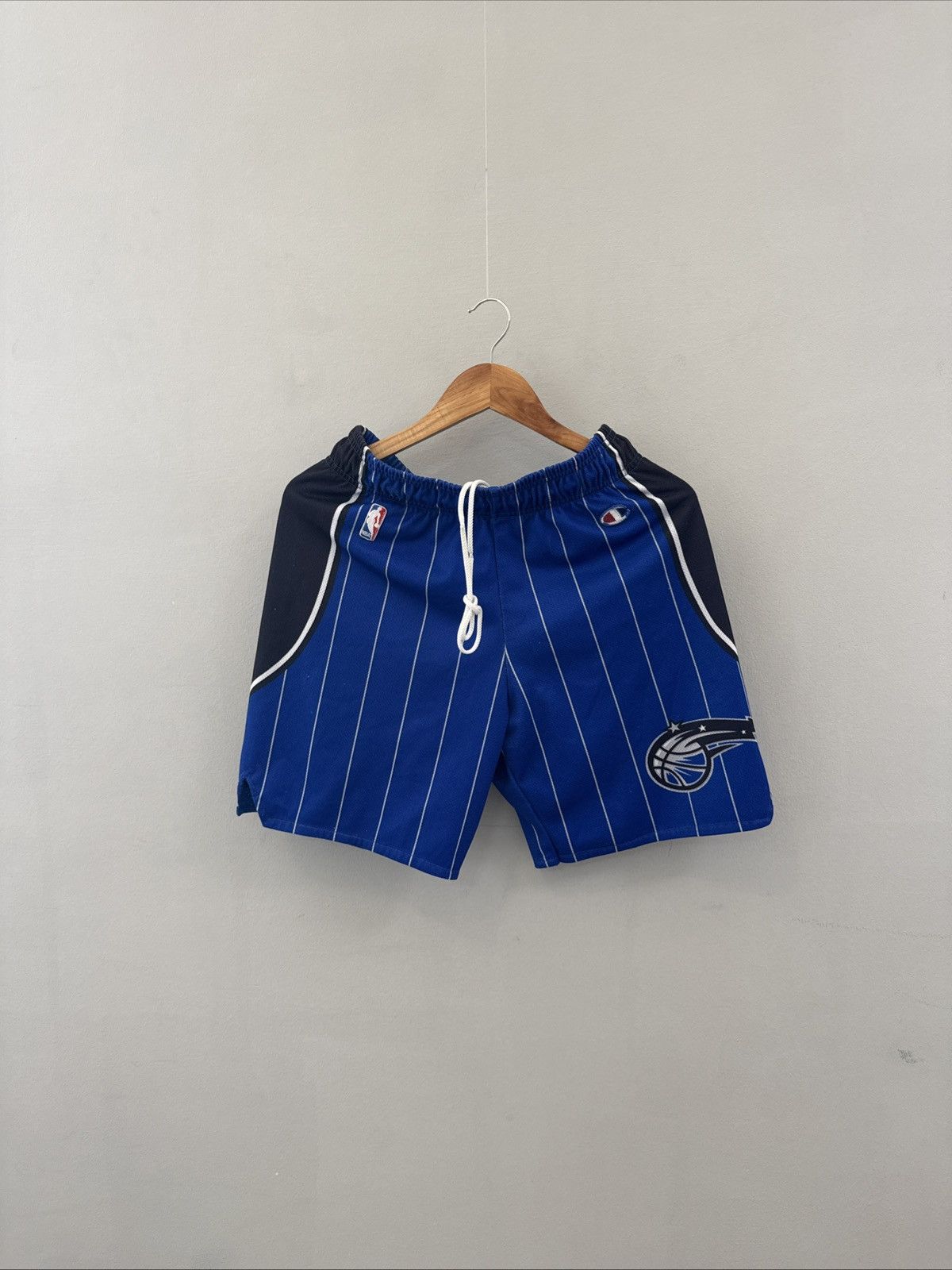 NBA Vintage 90s Champion Orlando Magic Mesh Basketball Shorts M Size US 28 / EU 44 - 1 Thumbnail