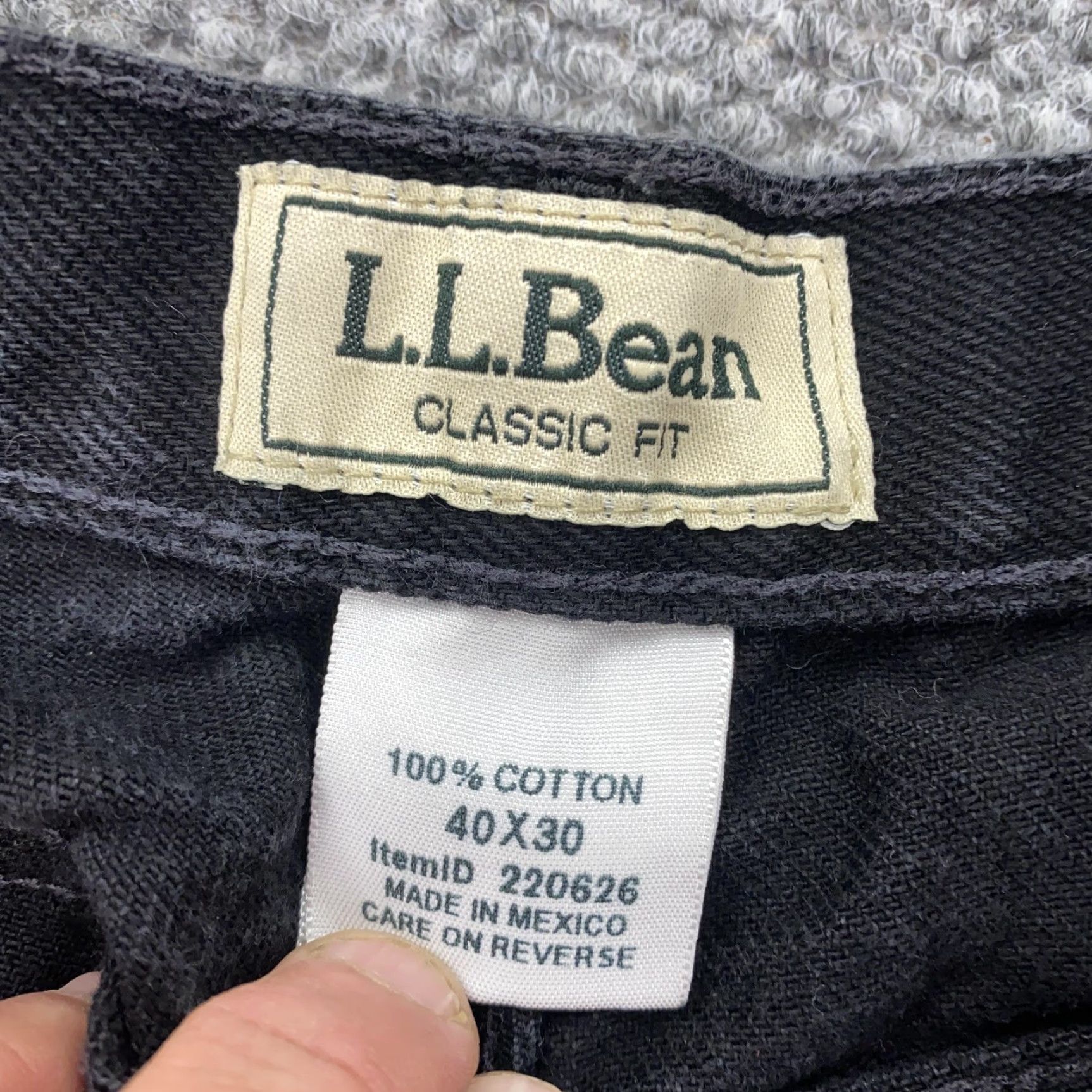 Vintage VINTAGE? No — Wait, actually not vintage. LL Bean Jeans Mens 40x30 Black Classic Fit Straight Leg Denim Pants Size US 40 / EU 56 - 7 Thumbnail