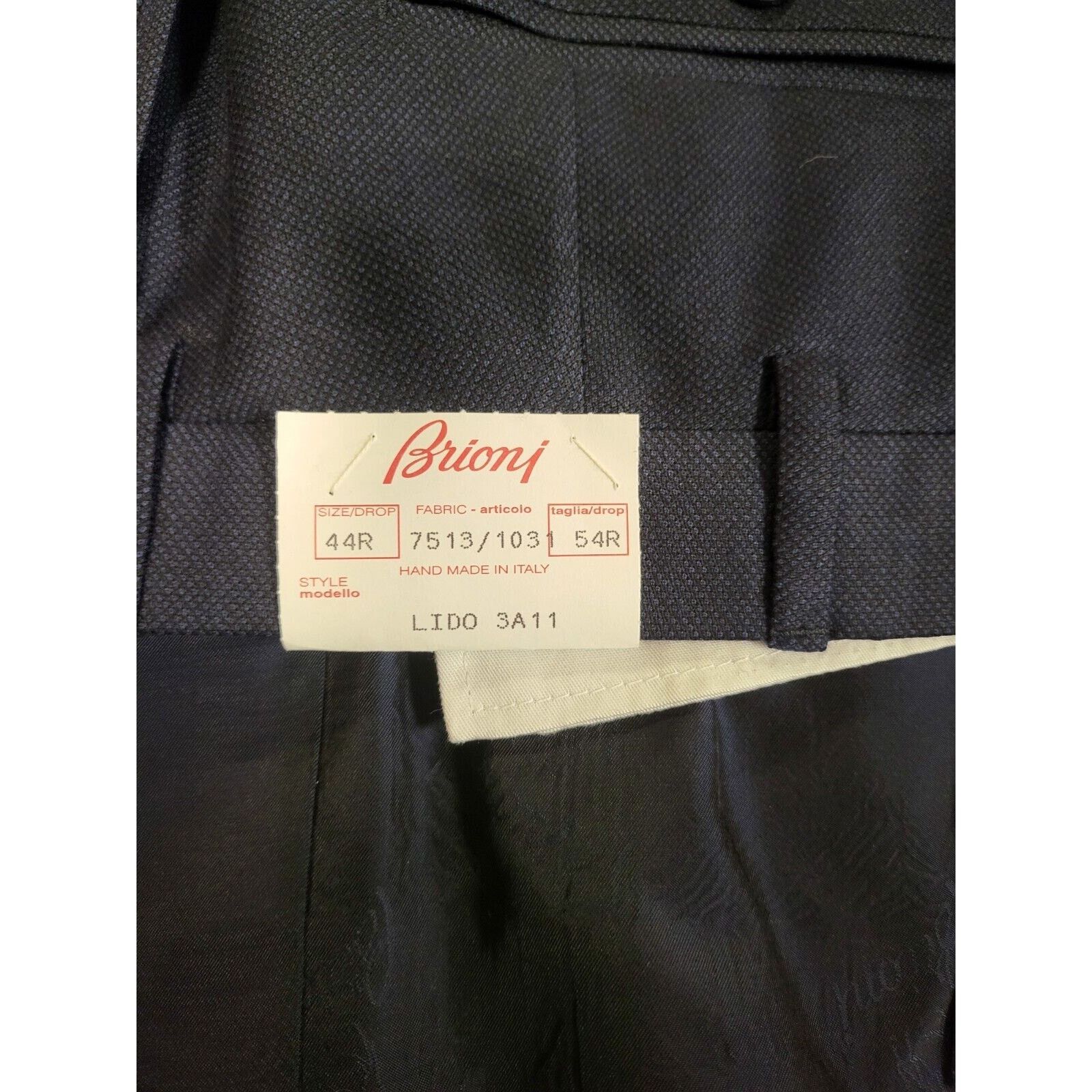 Brioni mens brioni suit 44r Size 44R - 4 Thumbnail