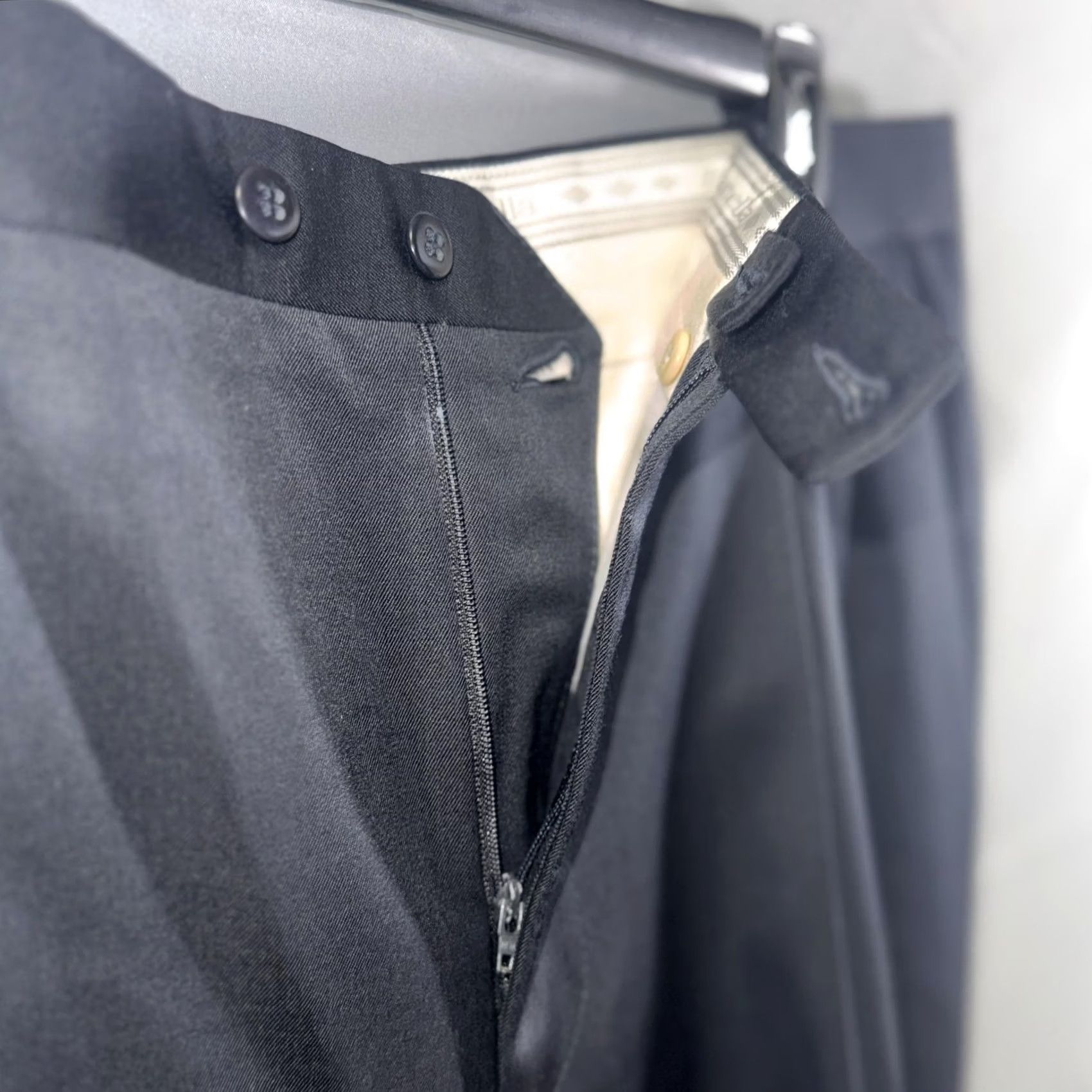 Zanella Zanella Dress Pants Mens 34 Navy Pleated Cuffed Trousers Lined Zip Fly Classic Pants Mens 34 Navy Pleated Cuffed Lined Zip Fly Formal Business Size US 34 / EU 50 - 4 Thumbnail