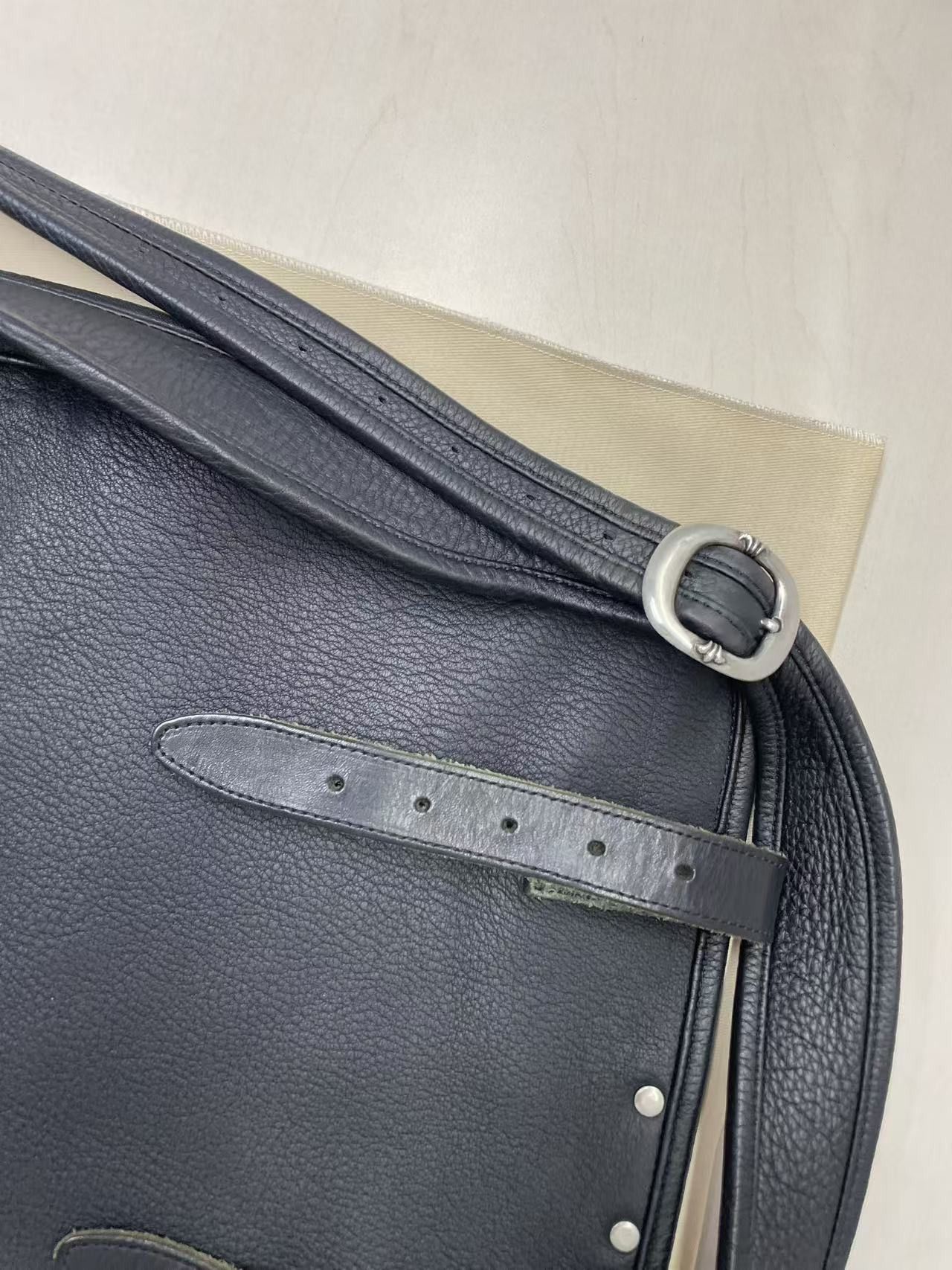 Chrome Hearts Chrome Hearts Black Leather Messenger Crossbody Bag Size ONE SIZE - 8 Thumbnail