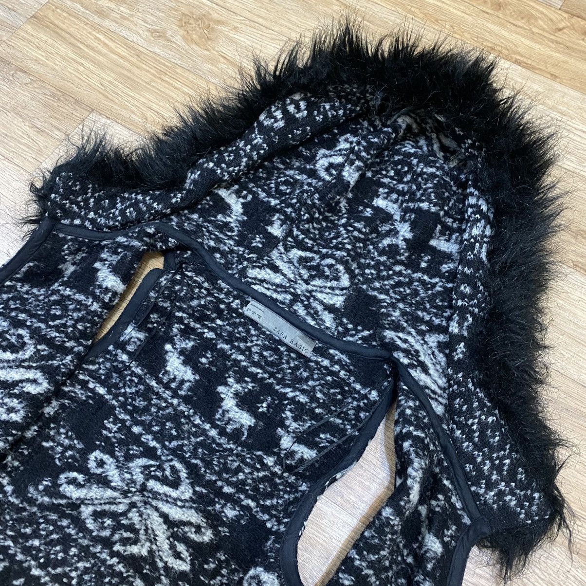 Zara 2000s . Zara Vest Wool Fur Hoodie Size S / US 4 / IT 40 - 9 Thumbnail