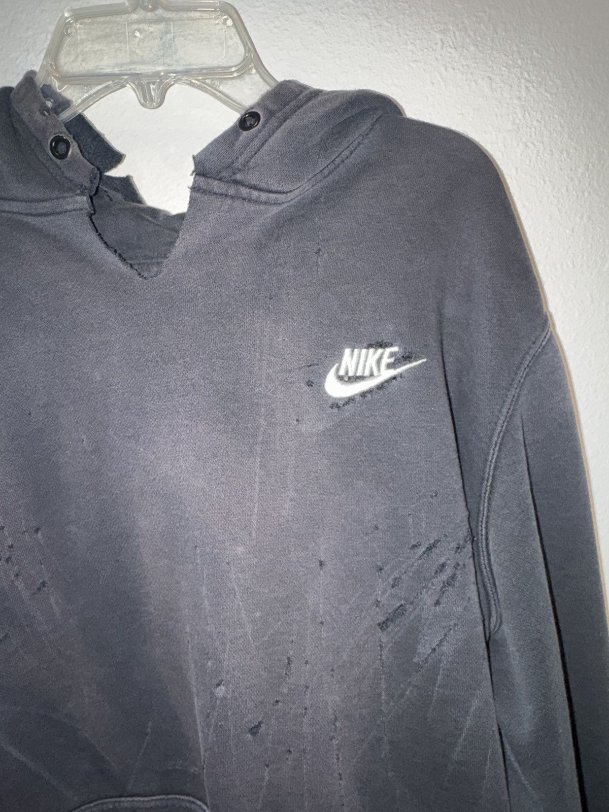 Nike Y2K Distressed Nike Hoodie Size US L / EU 52-54 / 3 - 2 Thumbnail