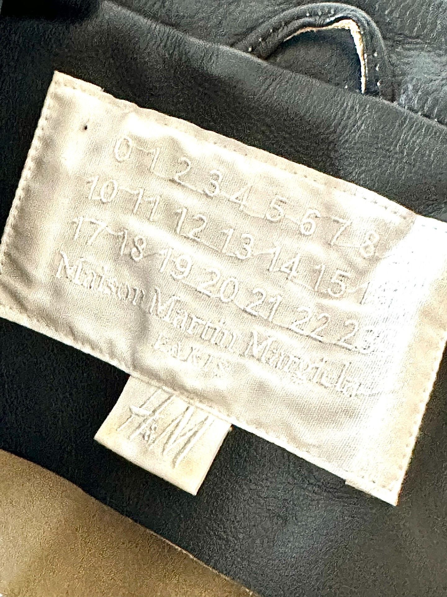 Maison Margiela Maison Margiela Size 38 Co-branded HM water cowhide leather Size US XXS / EU 40 - 4 Thumbnail
