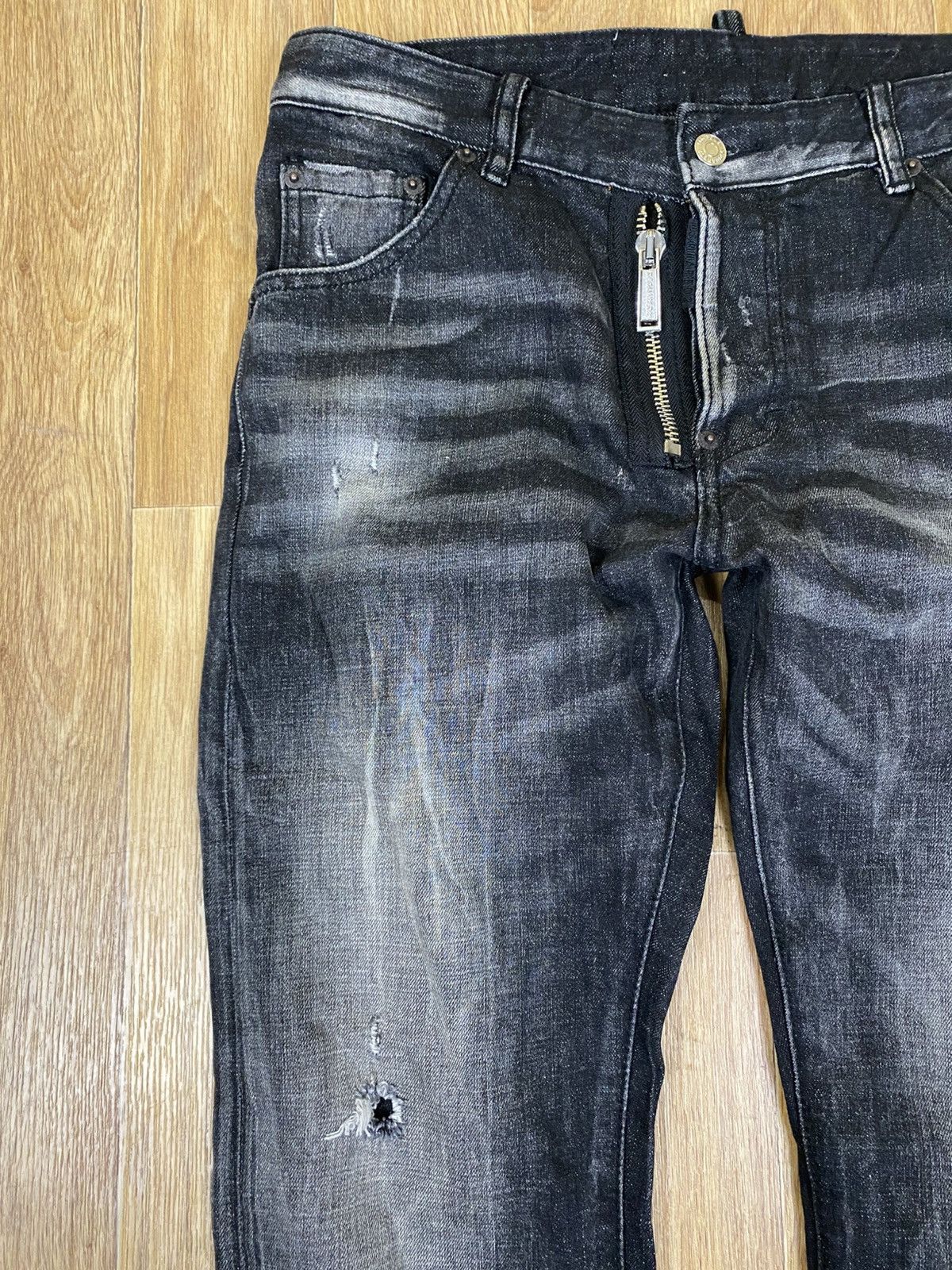 Dsquared2 Dsquared2 Classic Kenny Twist Black Distressed Jeans Size:32 Size US 32 / EU 48 - 2 Thumbnail
