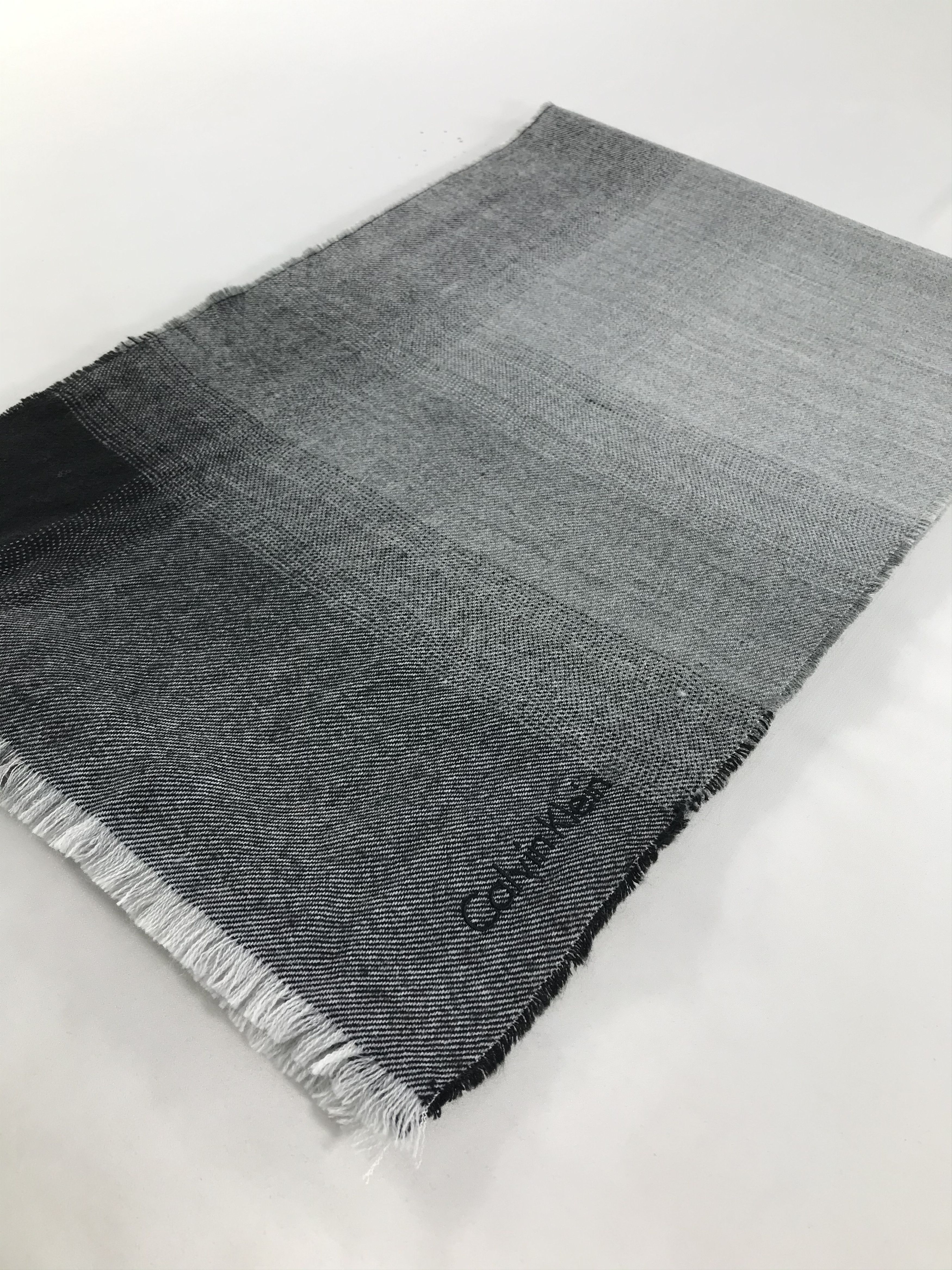Calvin Klein Vintage Calvin Klein Scarf/Muffler/Neckwear MF1034 Size ONE SIZE - 3 Thumbnail