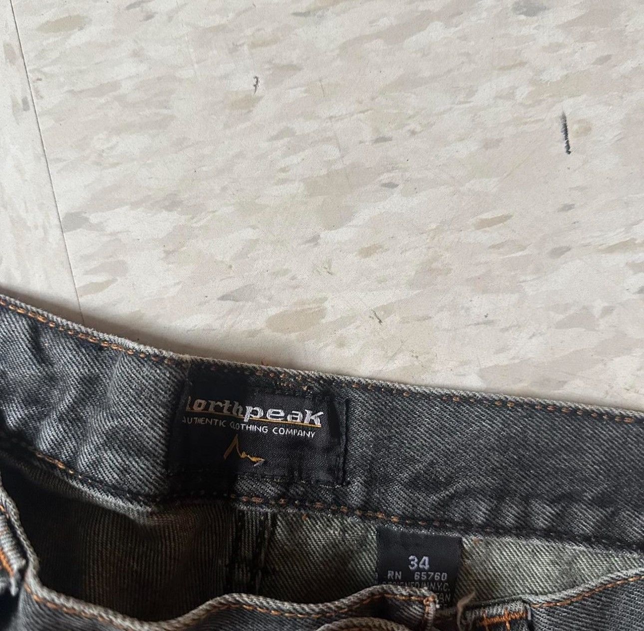 Other Northpeak baggy skater jorts Size US 34 / EU 50 - 3 Thumbnail