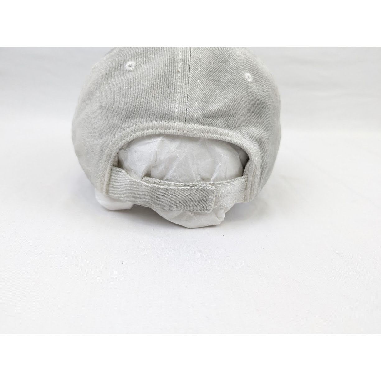 Balenciaga o1rshd1 Size: S / Logo Hat/Cap in White Size ONE SIZE - 14 Thumbnail