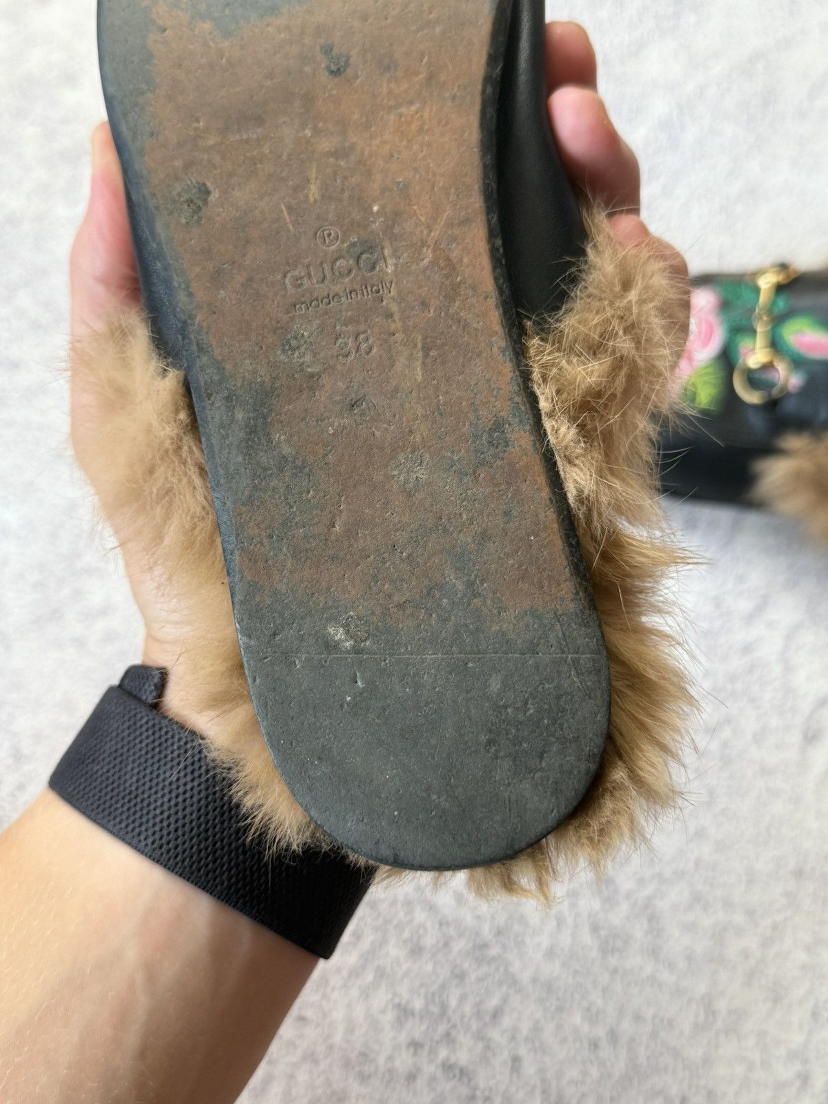 Gucci Gucci Princetown Fur Slippers with Rose Embroidery Size US 5.5 / EU 38 - 10 Thumbnail