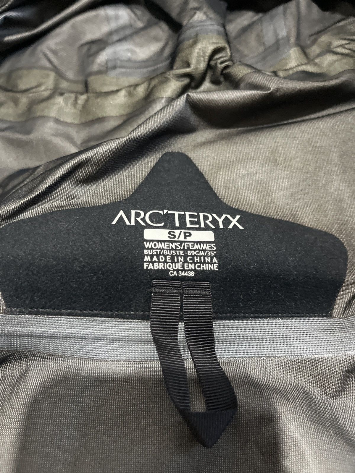 Arc'teryx Arcteryx Beta AR Shell Vintage Size S / US 4 / IT 40 - 5 Thumbnail