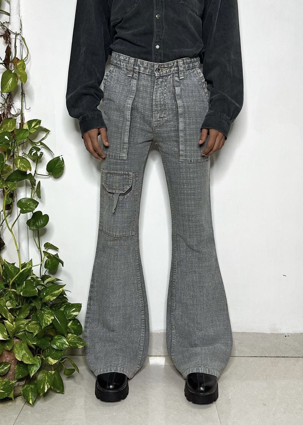 Japanese Brand Y2K Japanese denim flare multipocket jeans. Size US 30 / EU 46 - 1 Thumbnail