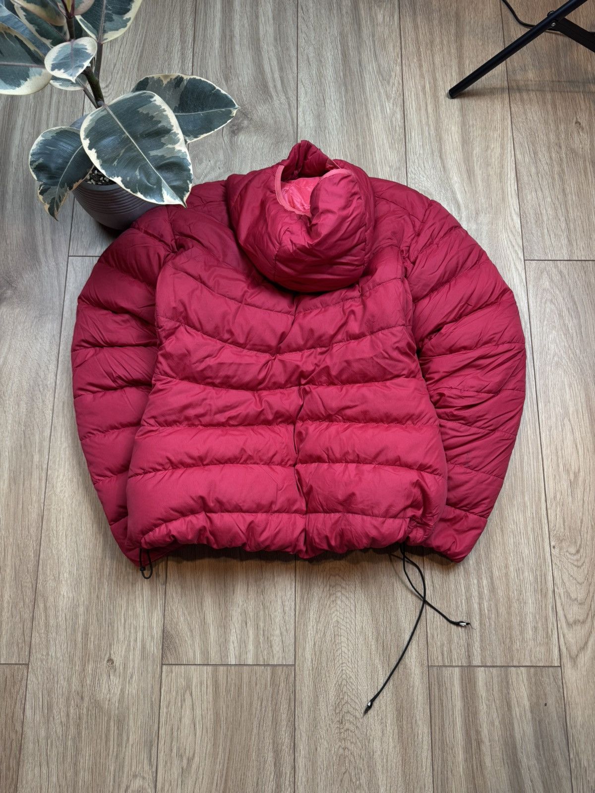 Arc'teryx Vintage ARCTERYX Puffer Duck Down Classic Rare jacket Size M / US 6-8 / IT 42-44 - 12 Thumbnail