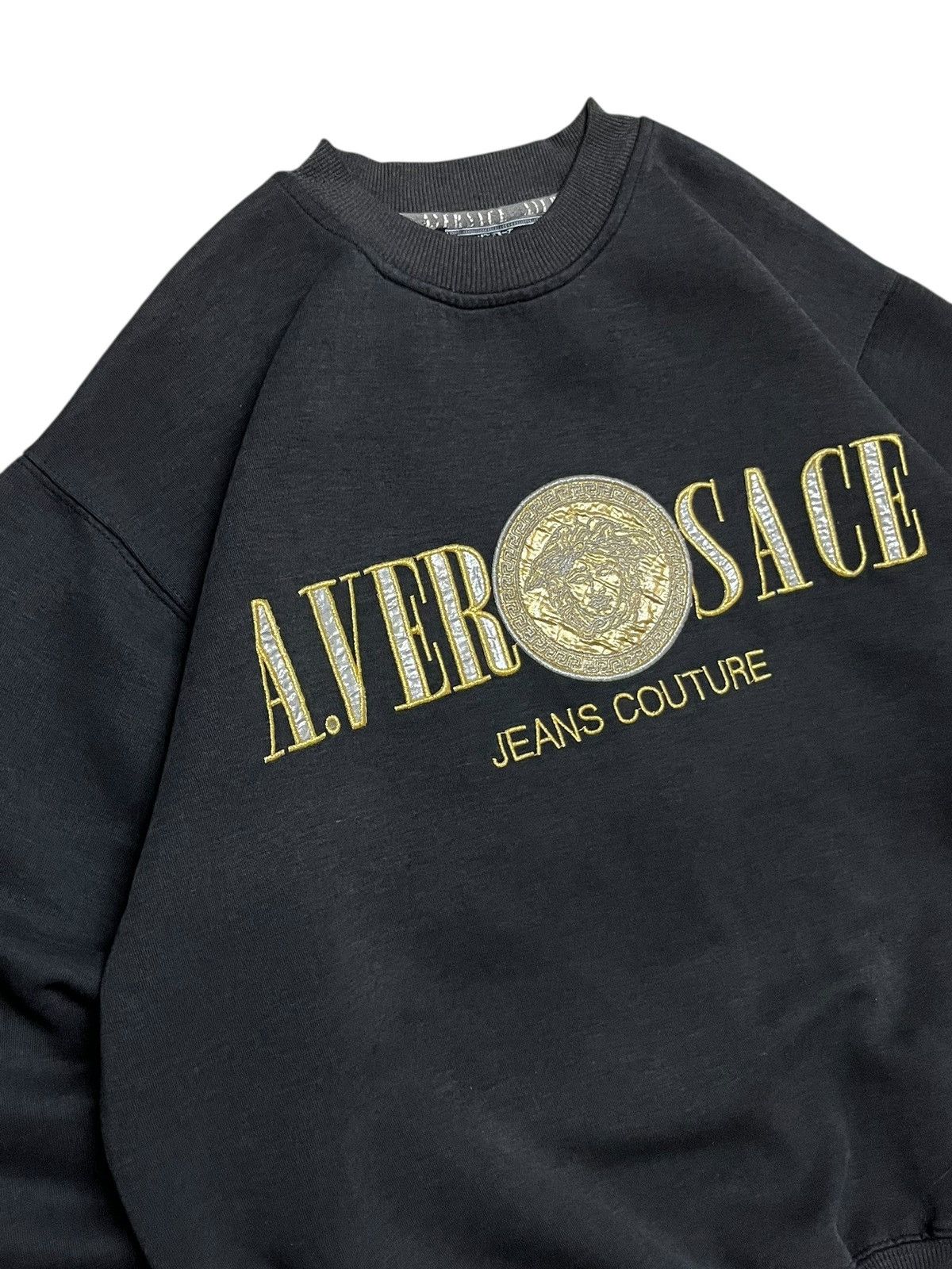 Versace Vintage Versace A Versace Medusa Embroidery Sweatshirt Size US M / EU 48-50 / 2 - 2 Thumbnail