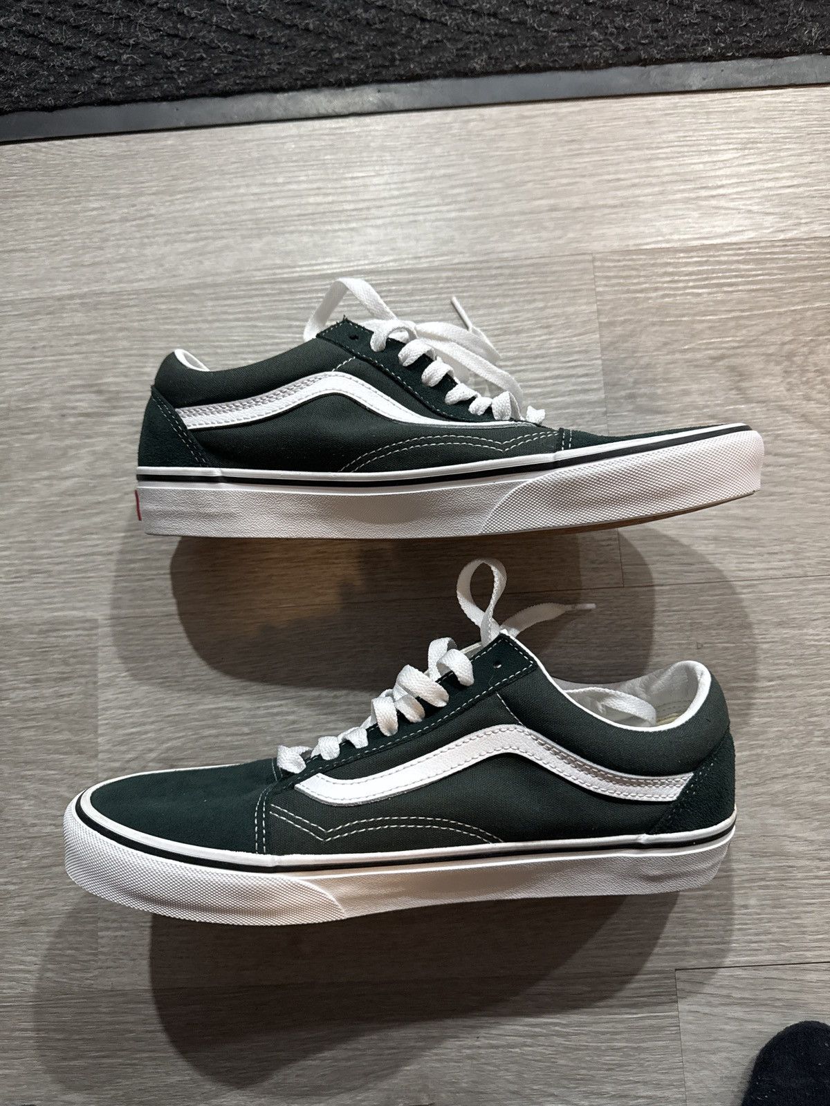 Vans *Samples* Dark Green Old Skool Vans Size US 9 / EU 42 - 8 Thumbnail
