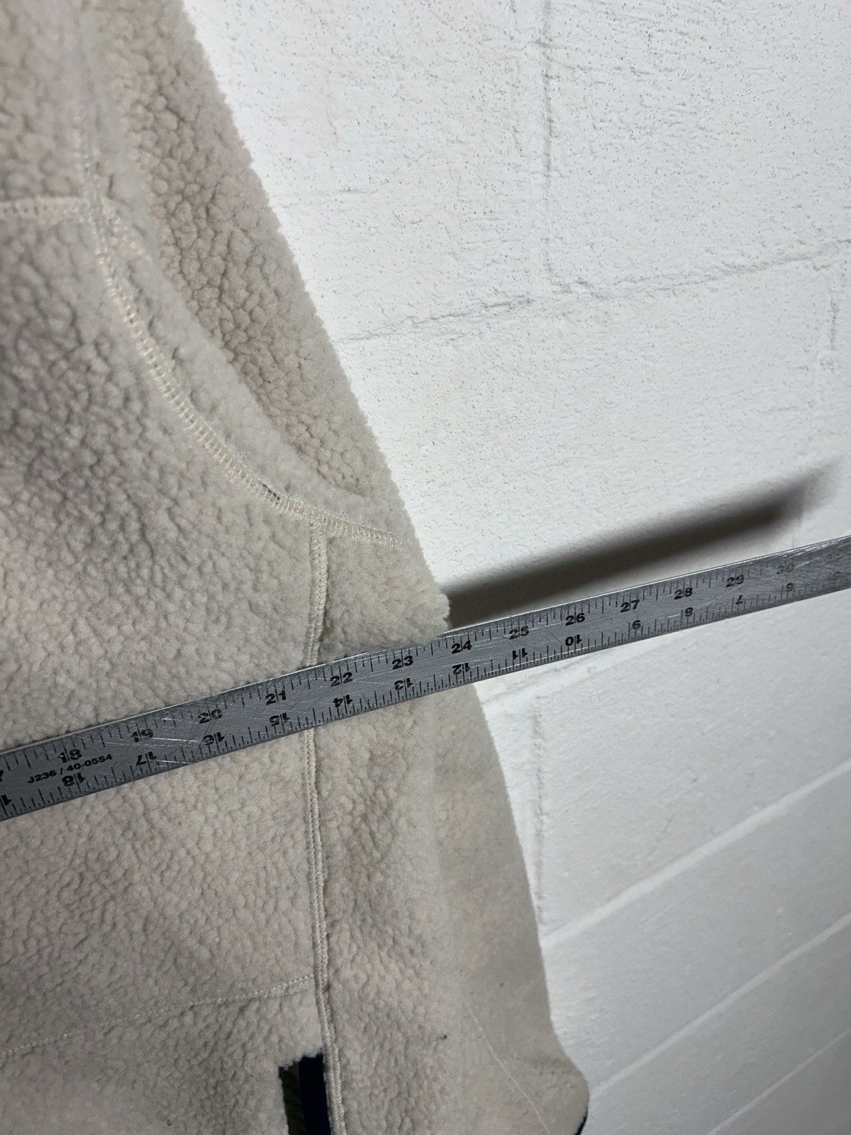 Eddie Bauer Eddie Bauer Jacket Cream Sherpa Fleece Deep Pile Full Zip Size US L / EU 52-54 / 3 - 7 Thumbnail