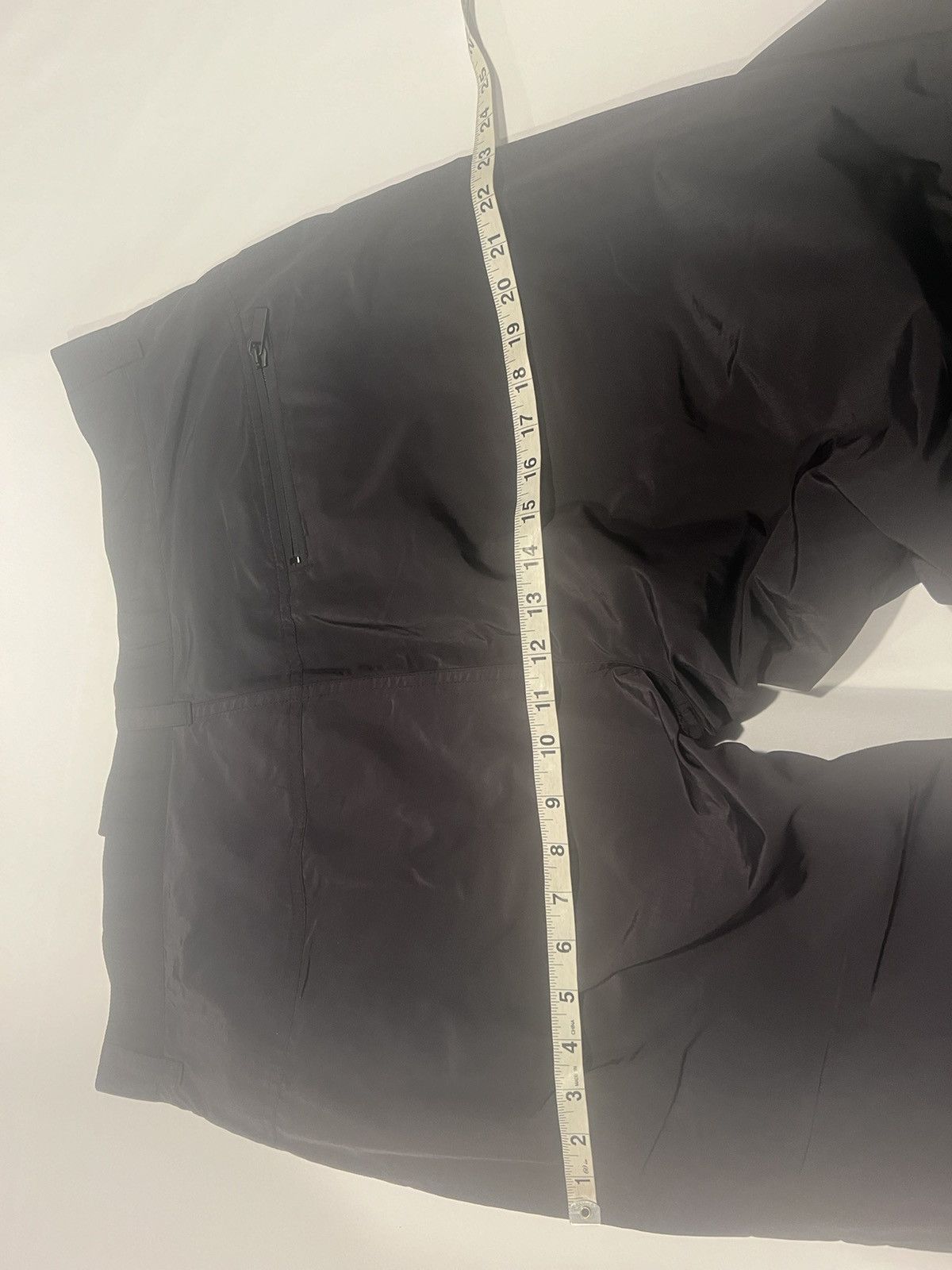Dior Dior tech fabric pants rip stop . 54/38. $1650 Size US 38 / EU 54 - 16 Thumbnail